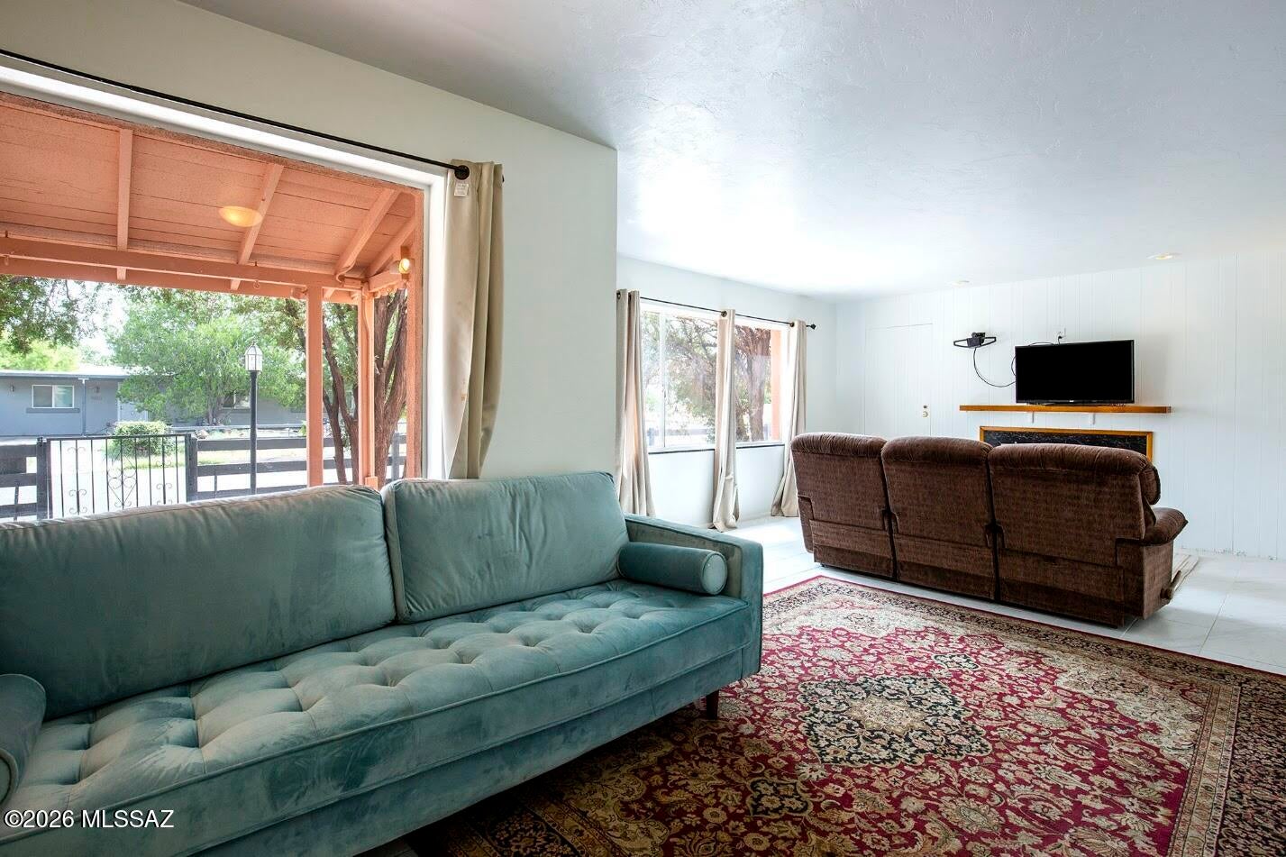 Sahuaro Hill - Residential Income