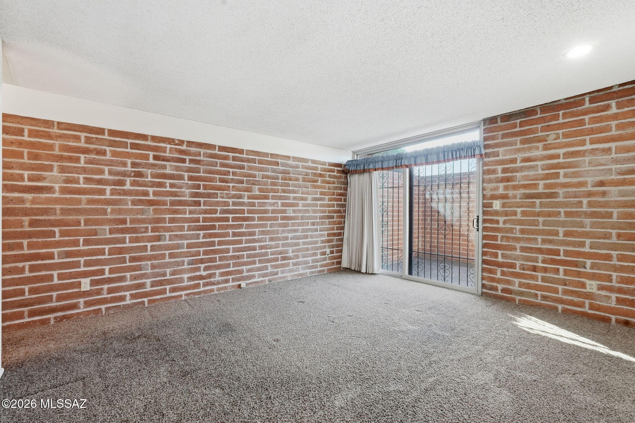 Windsor Park (1-55) - Residential