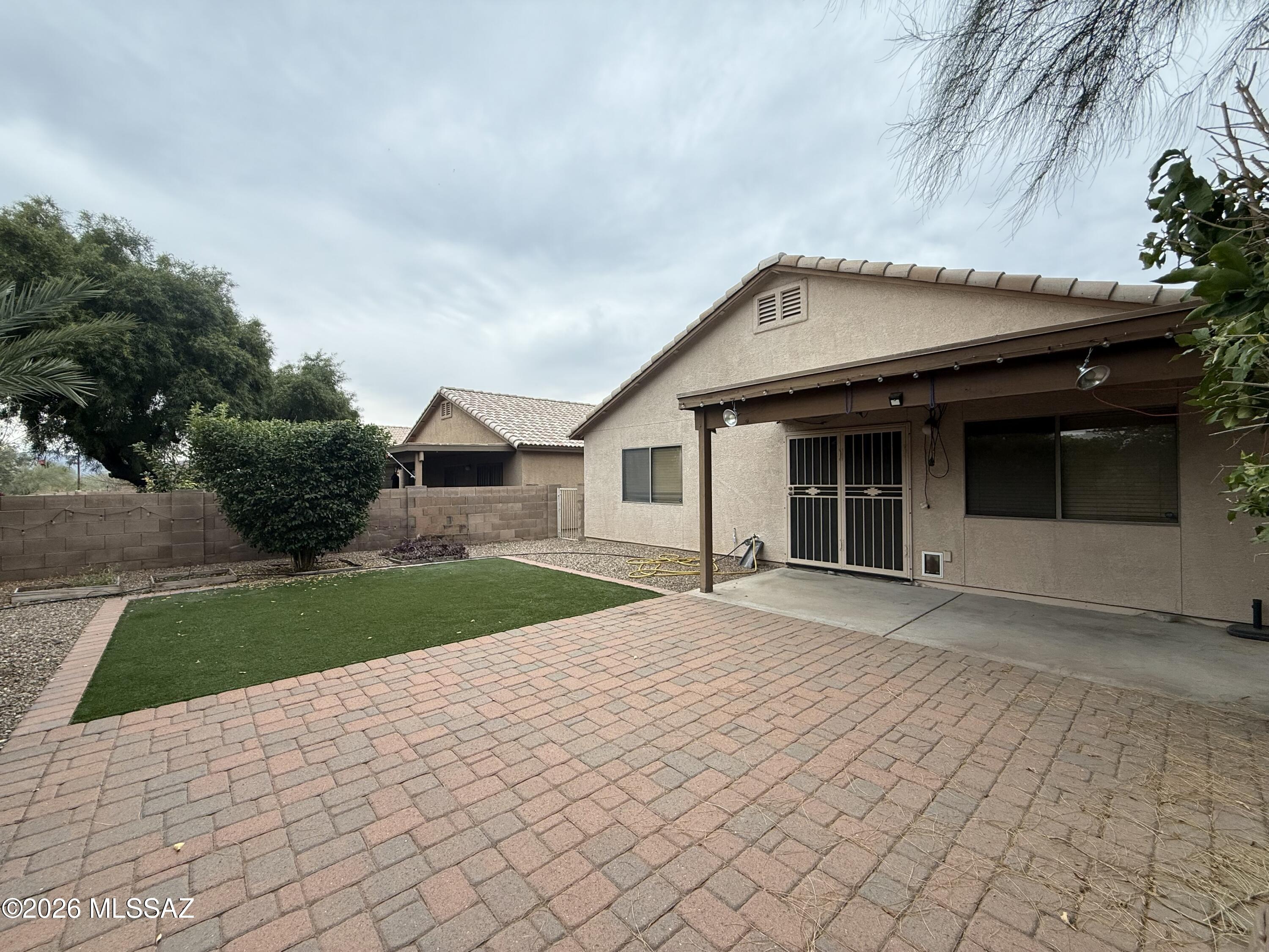 Rosevale (1-137) - Residential Lease