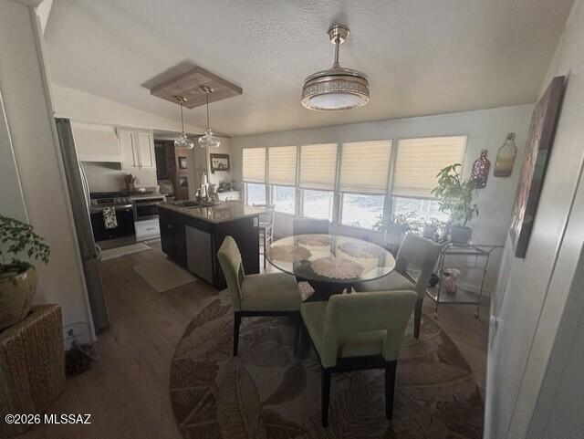 Mescal Lakes - Residential