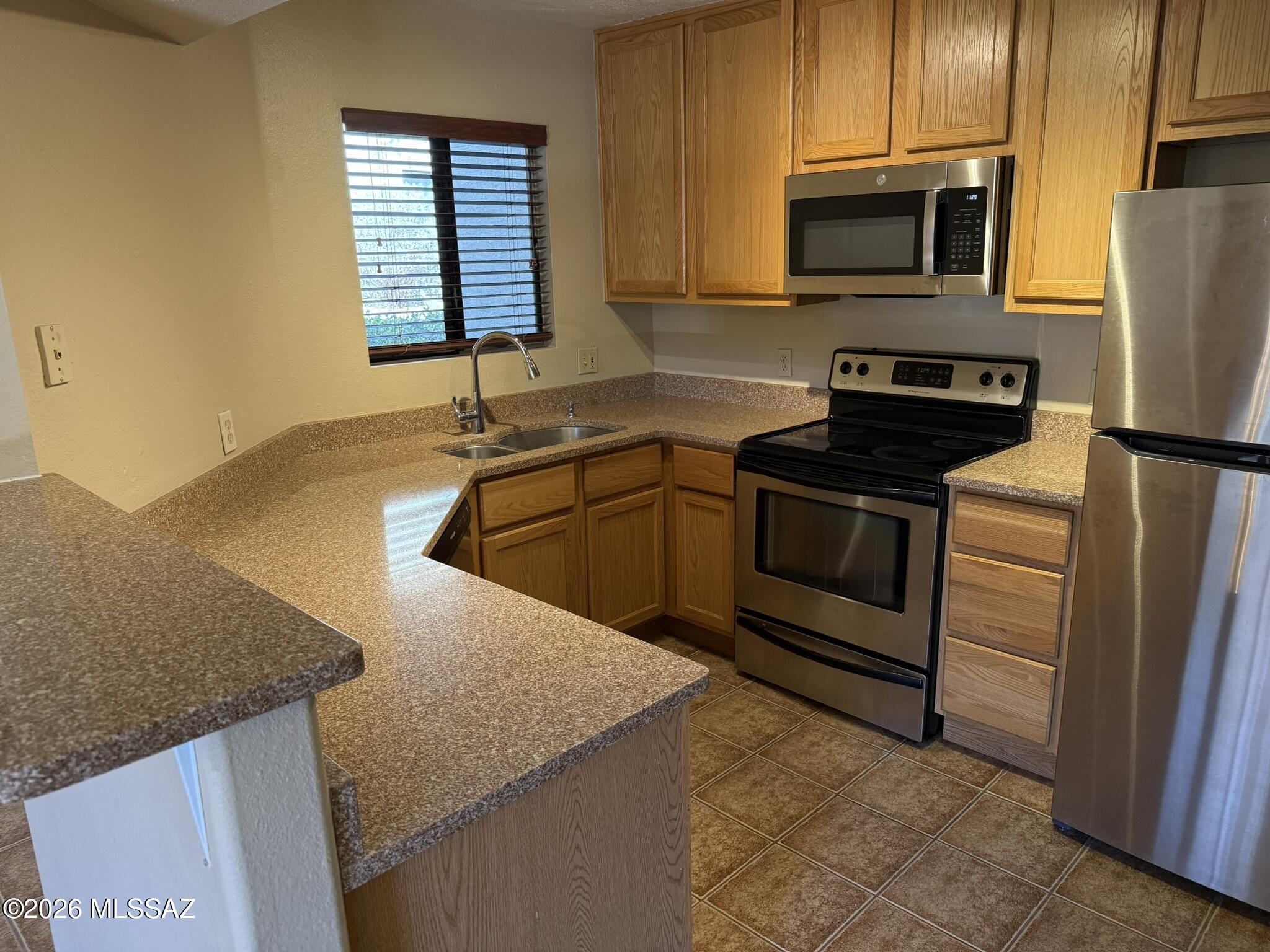 Veranda at Ventana Condominiums - Residential Lease