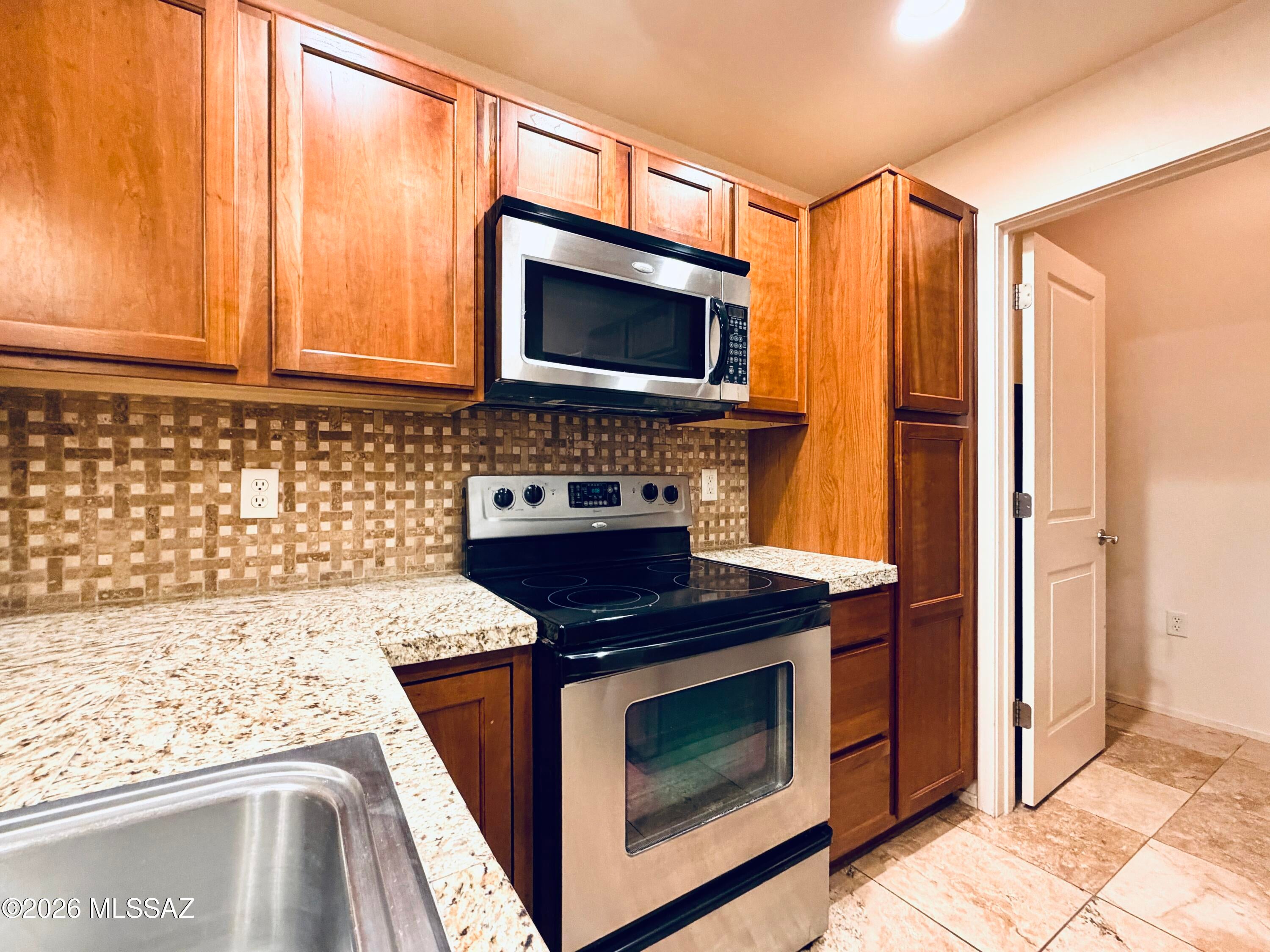 Placita Escondida Bldgs 18-20 Units 1-204 - Residential Lease