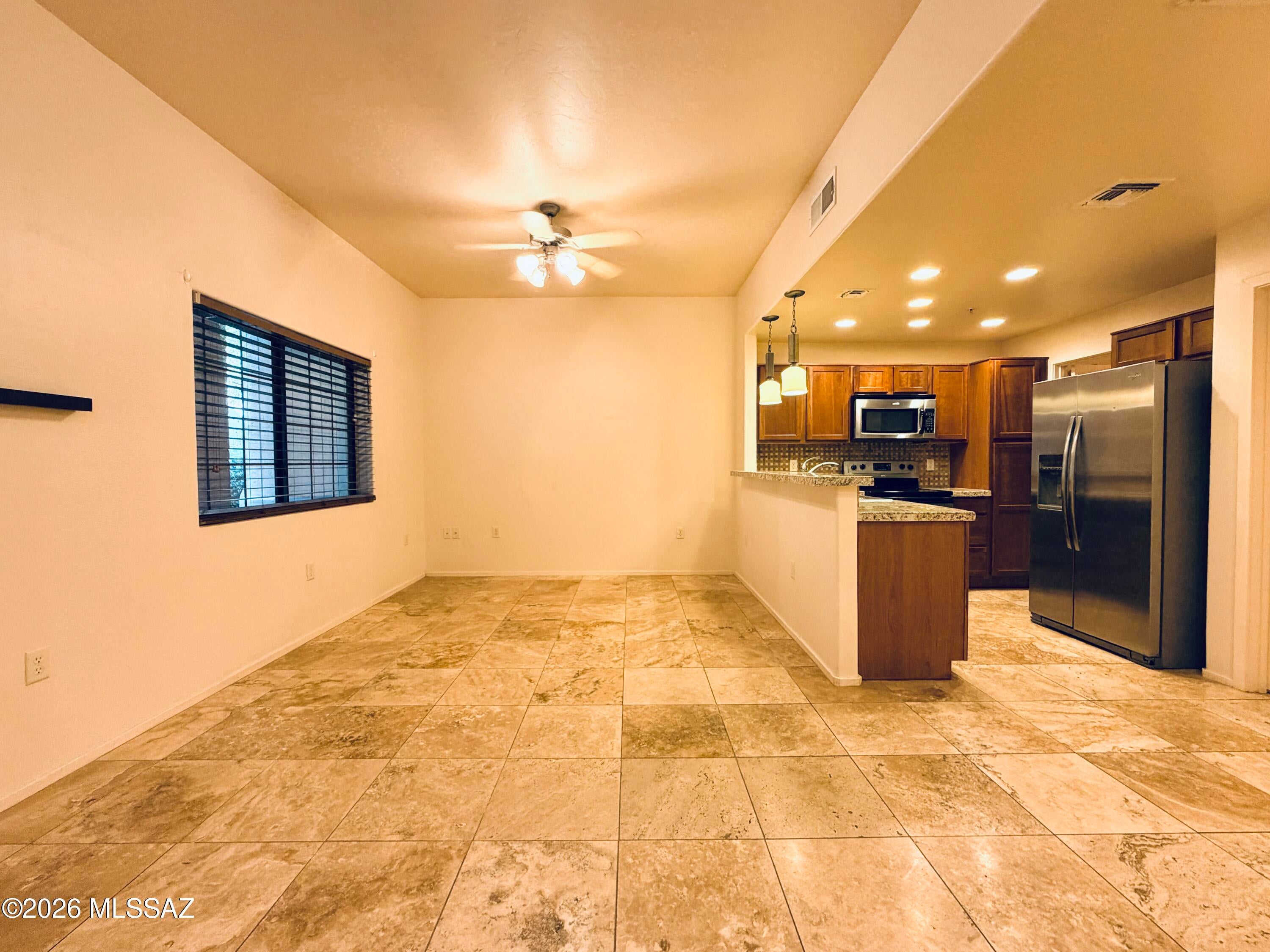 Placita Escondida Bldgs 18-20 Units 1-204 - Residential Lease