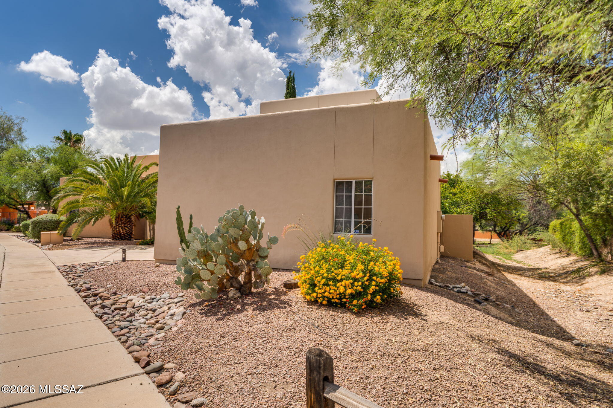 Rancho Palomino (1-27) - Residential