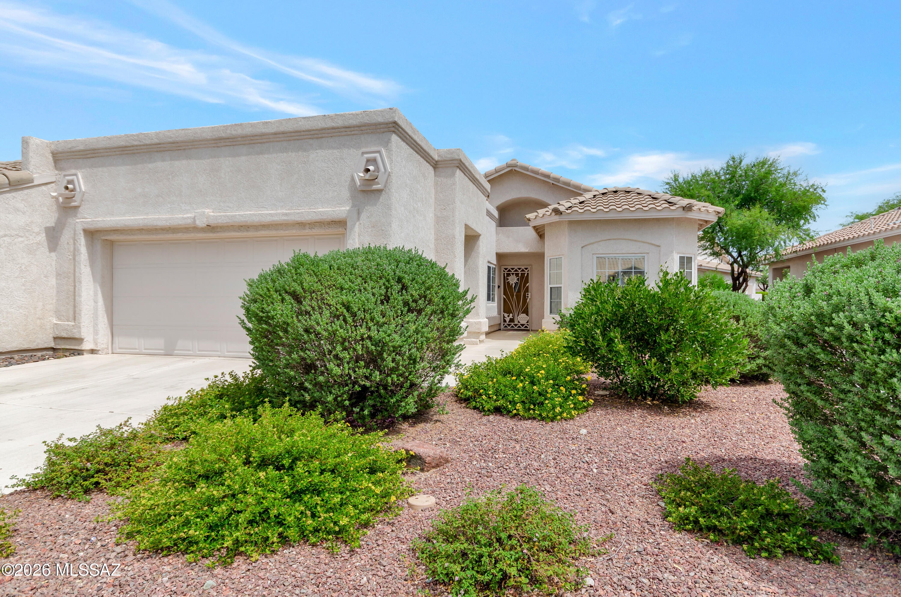 Carmel Pointe (1-104) - Residential