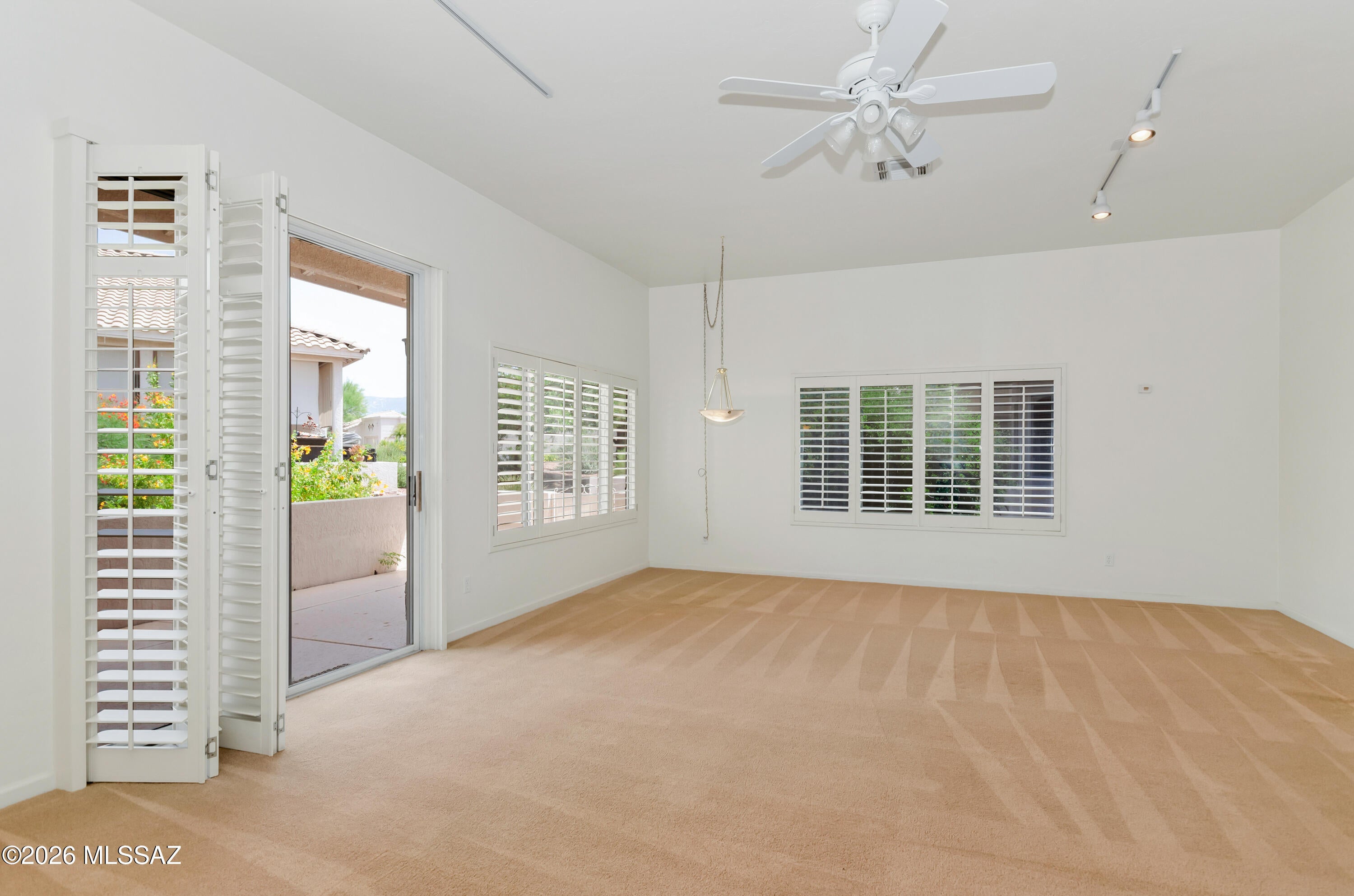 Carmel Pointe (1-104) - Residential