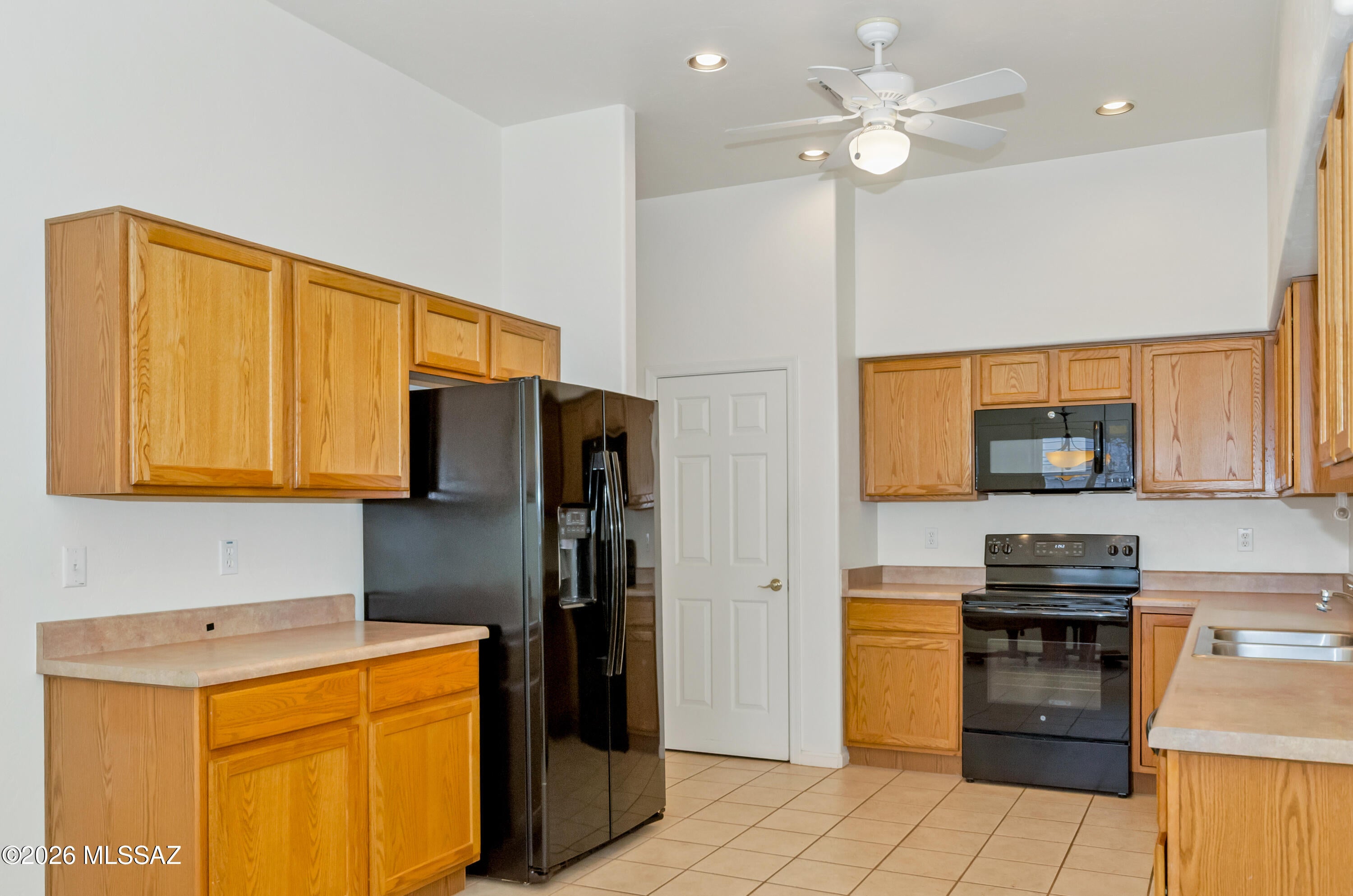 Carmel Pointe (1-104) - Residential