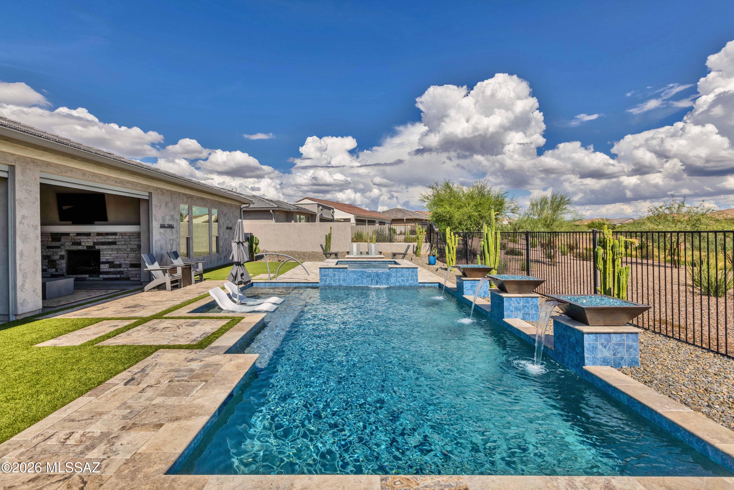 Saddlebrooke Ranch - Residential