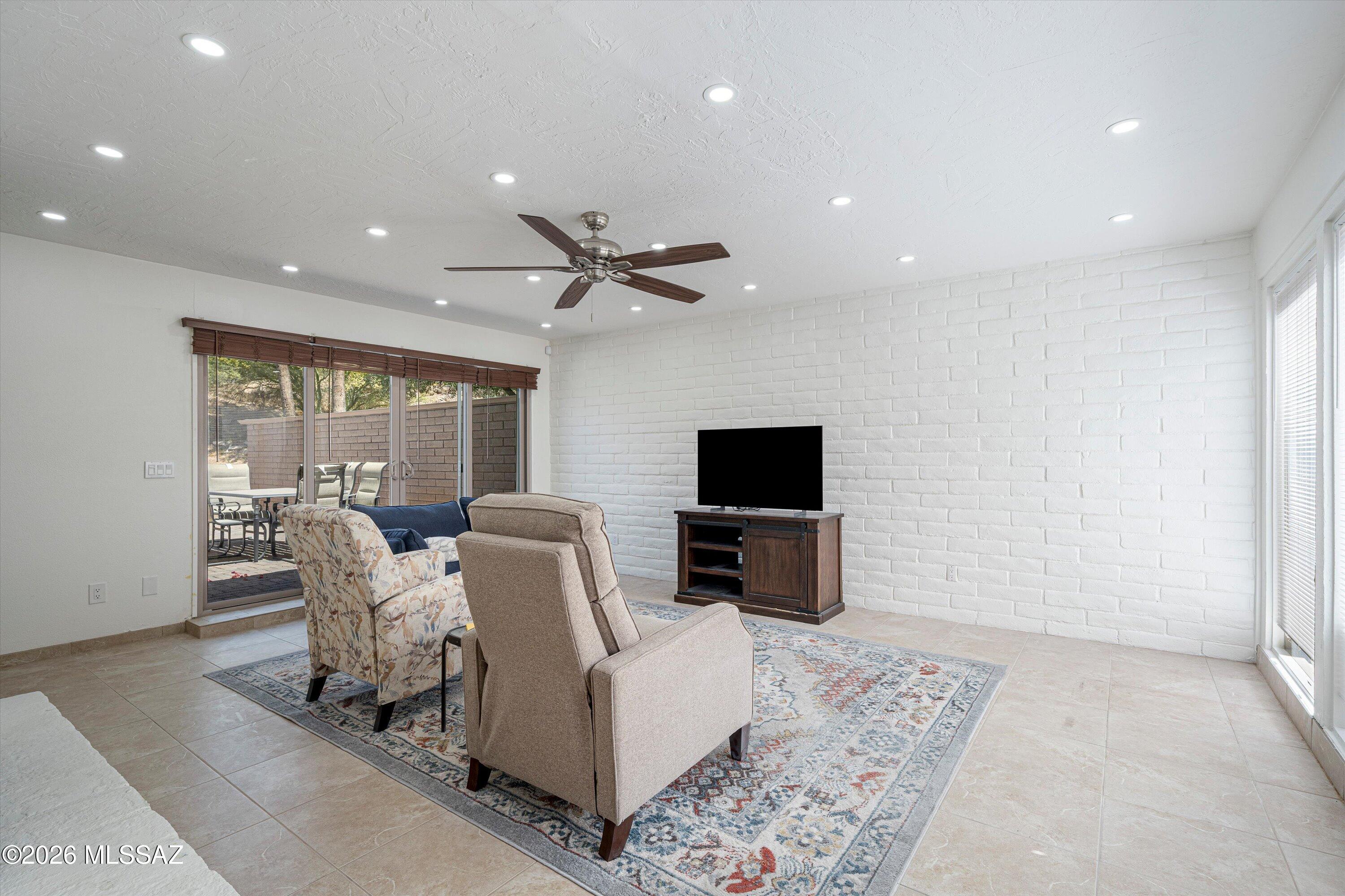 Catalina Del Rey (1-179) - Residential