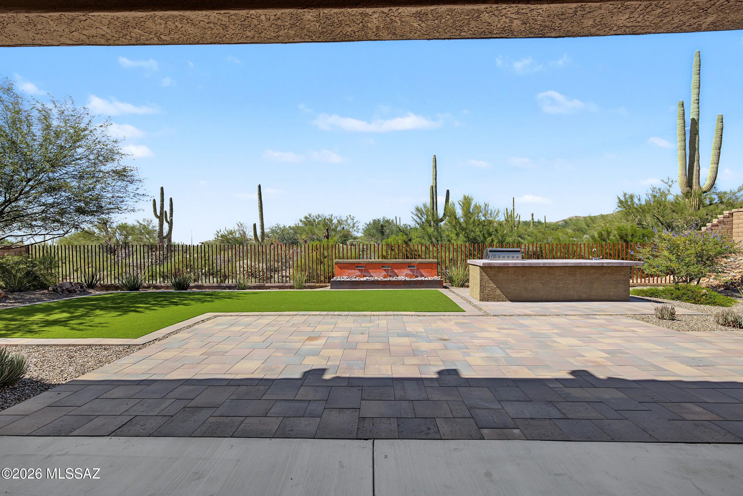 Los Saguaros At Dove Mountain SQ20121640199 - Residential