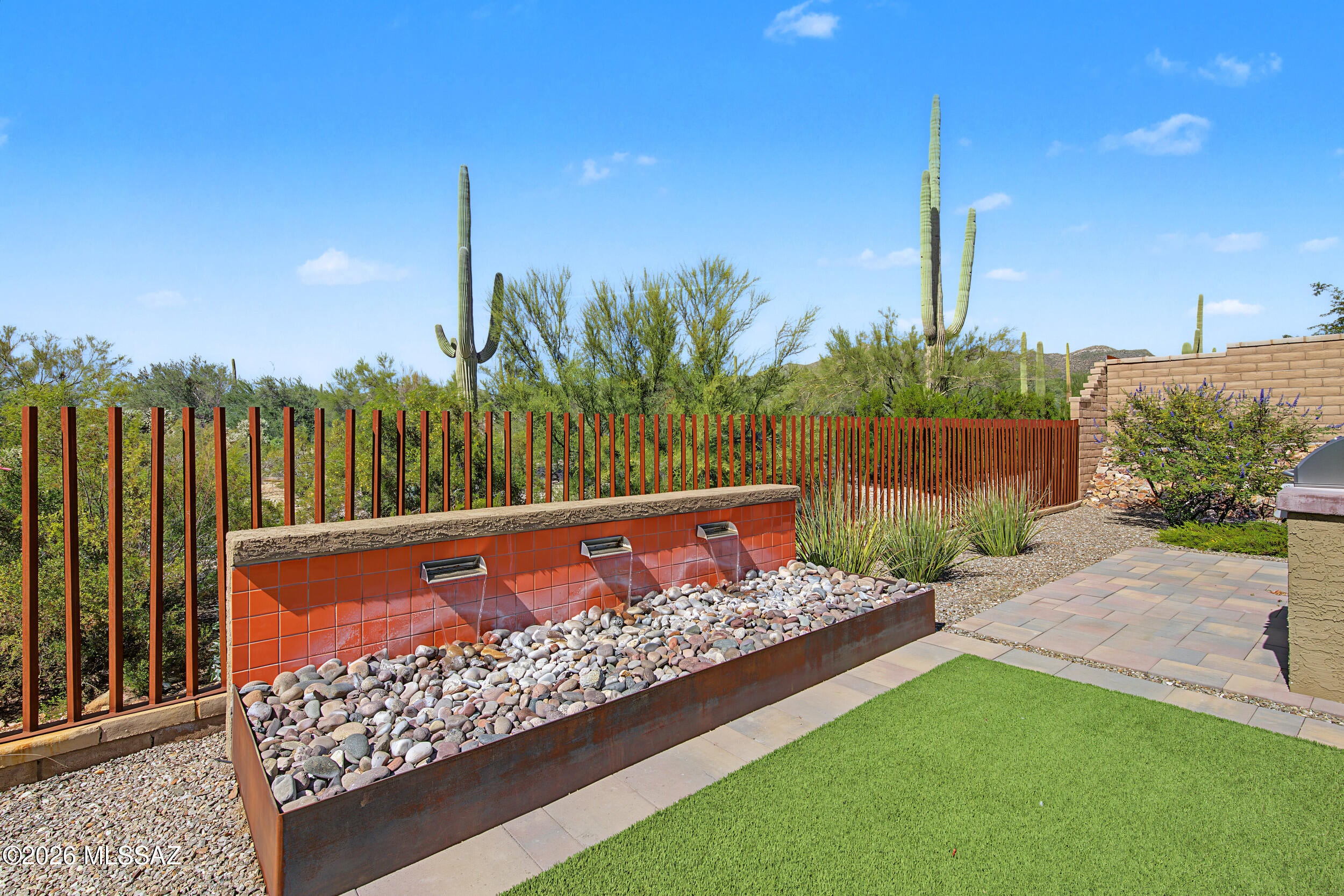 Los Saguaros At Dove Mountain SQ20121640199 - Residential