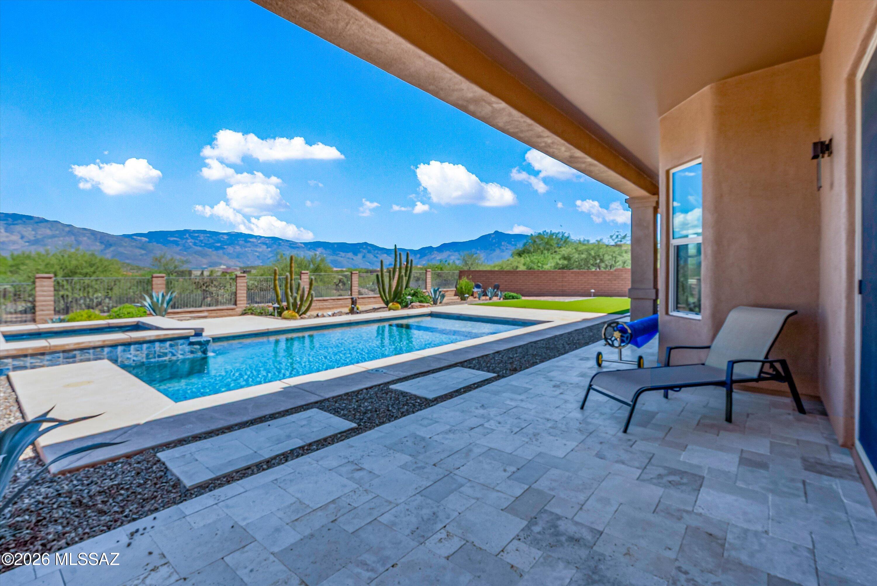 Coyote Creek (1-395) - Residential