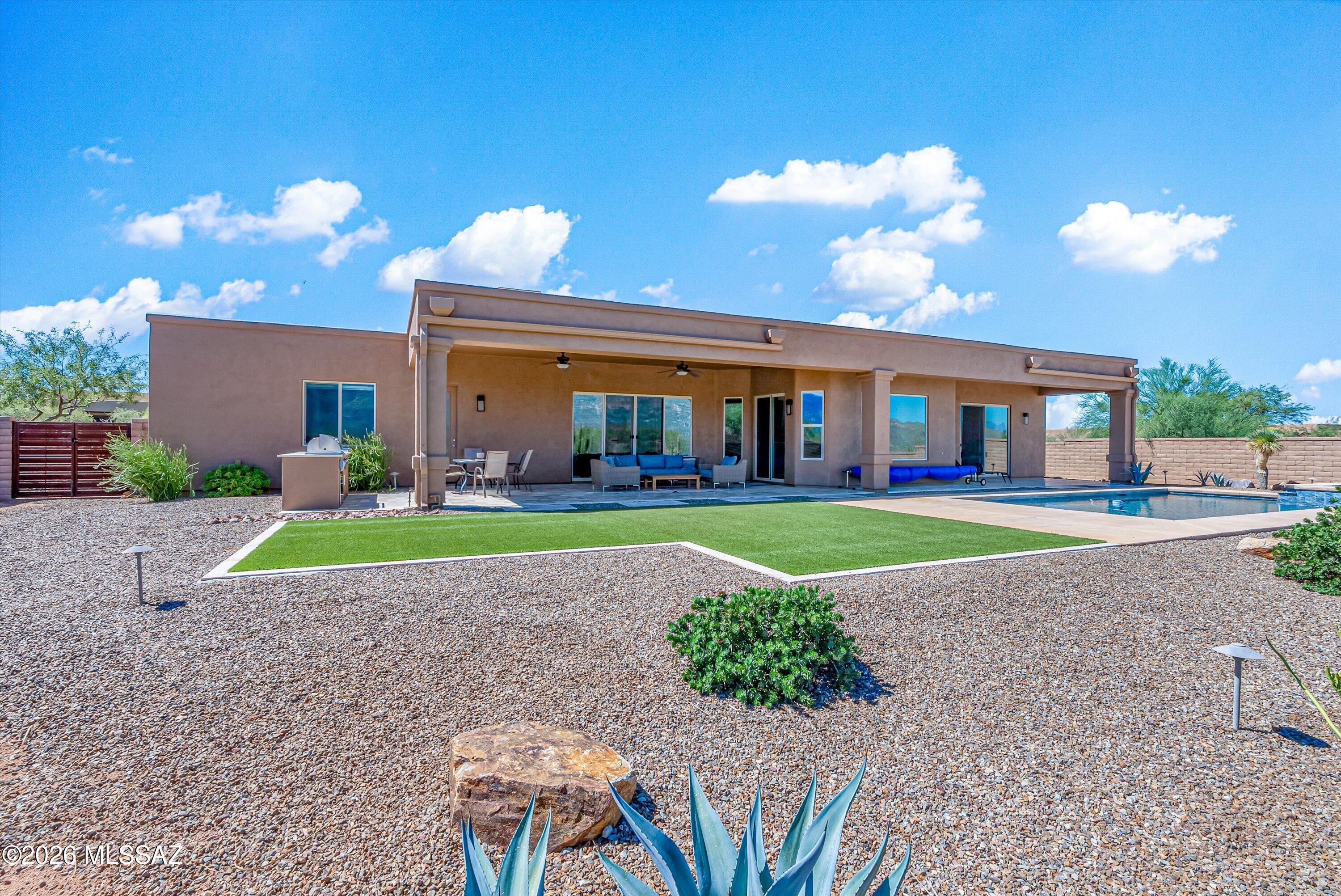 Coyote Creek (1-395) - Residential