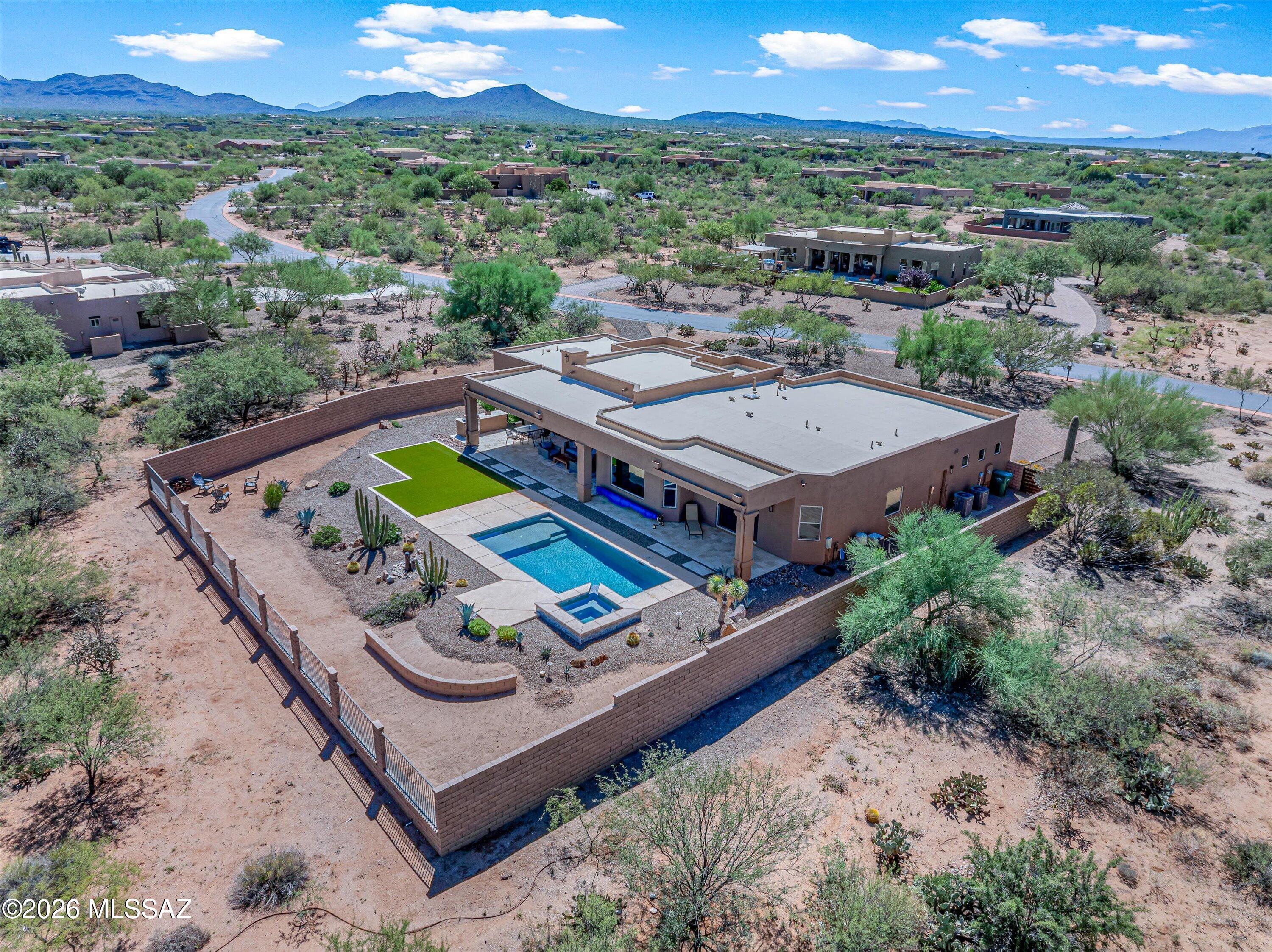 Coyote Creek (1-395) - Residential
