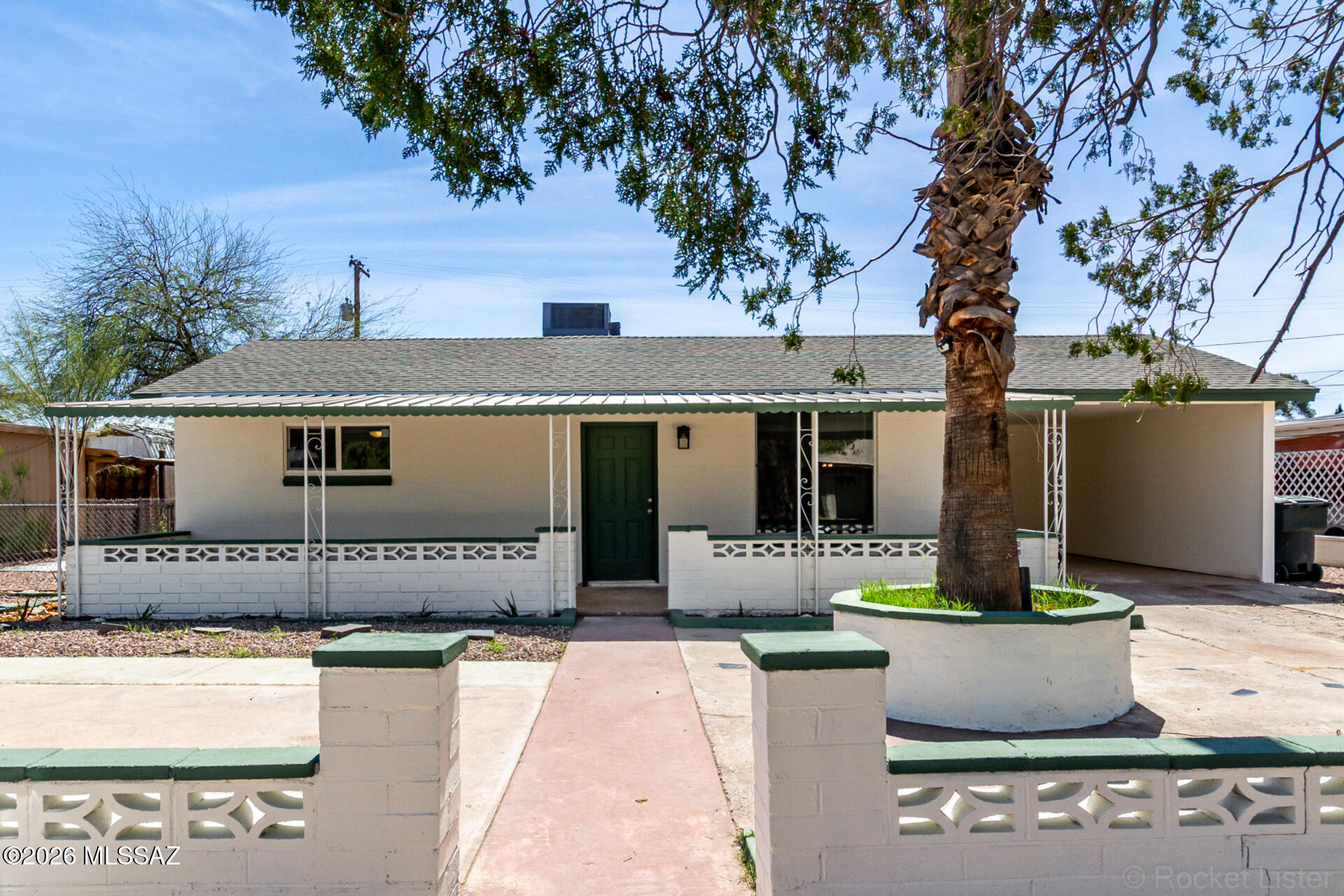 Mission Manor NO. 4 - Residential