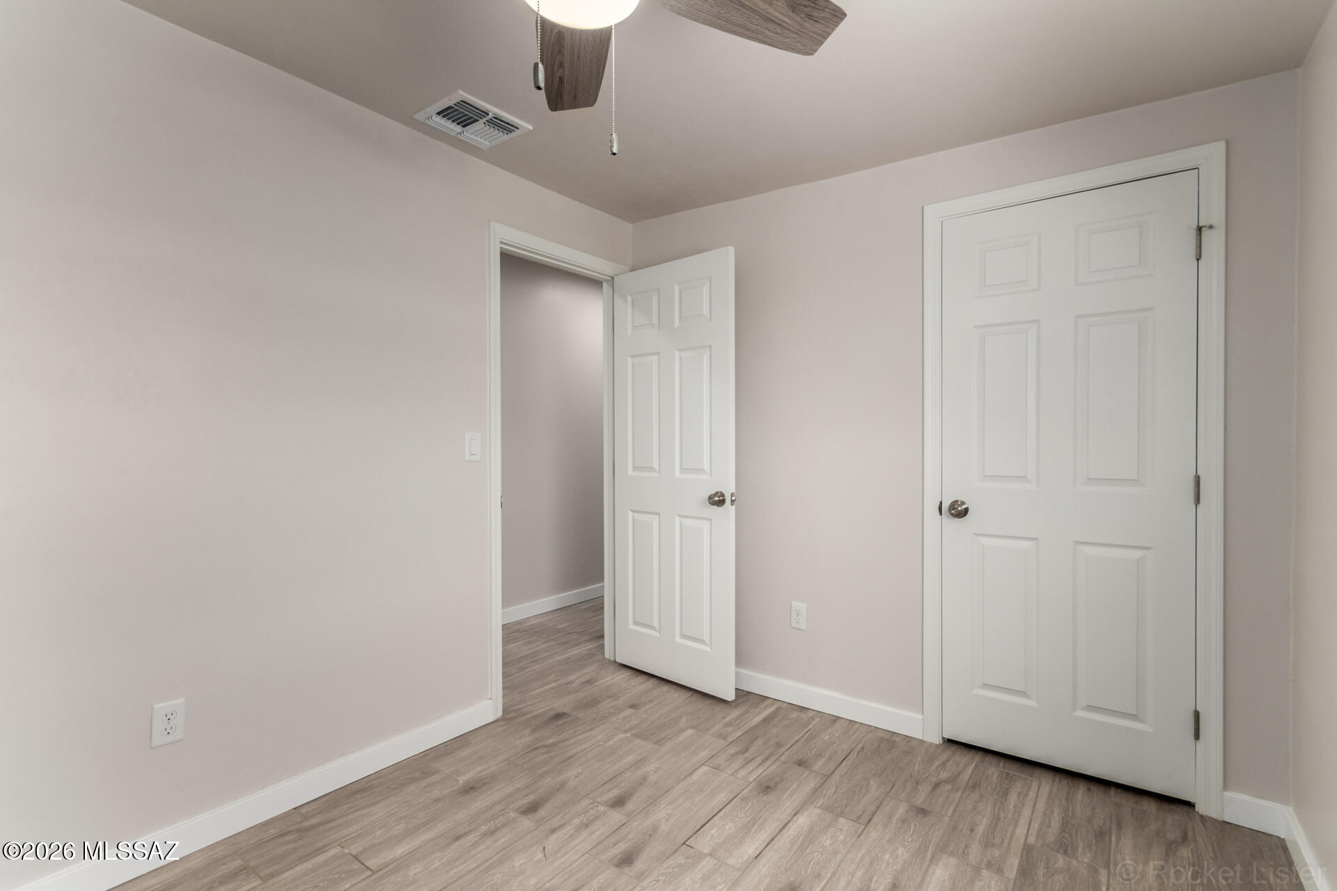 Mission Manor NO. 4 - Residential
