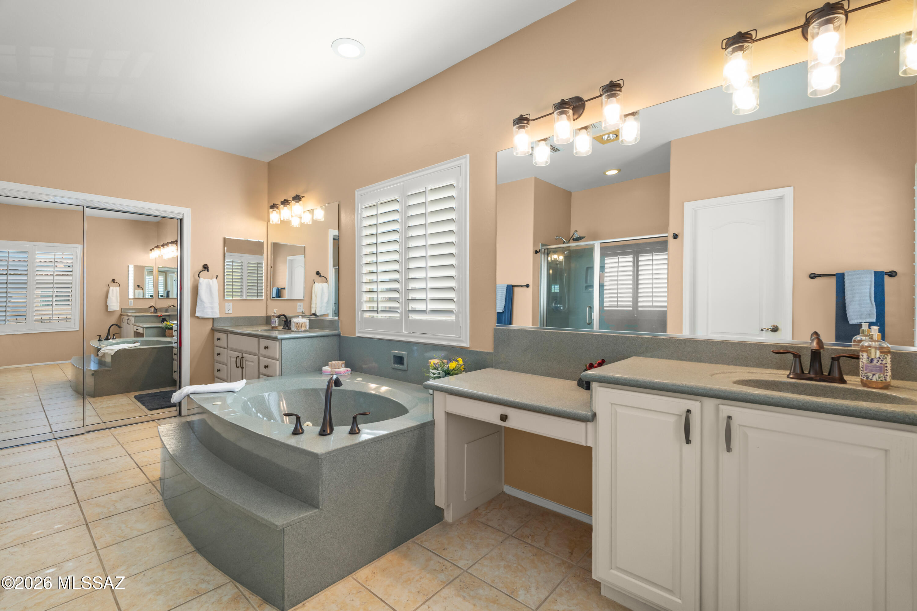 Encanto Del Lago (1-82) - Residential