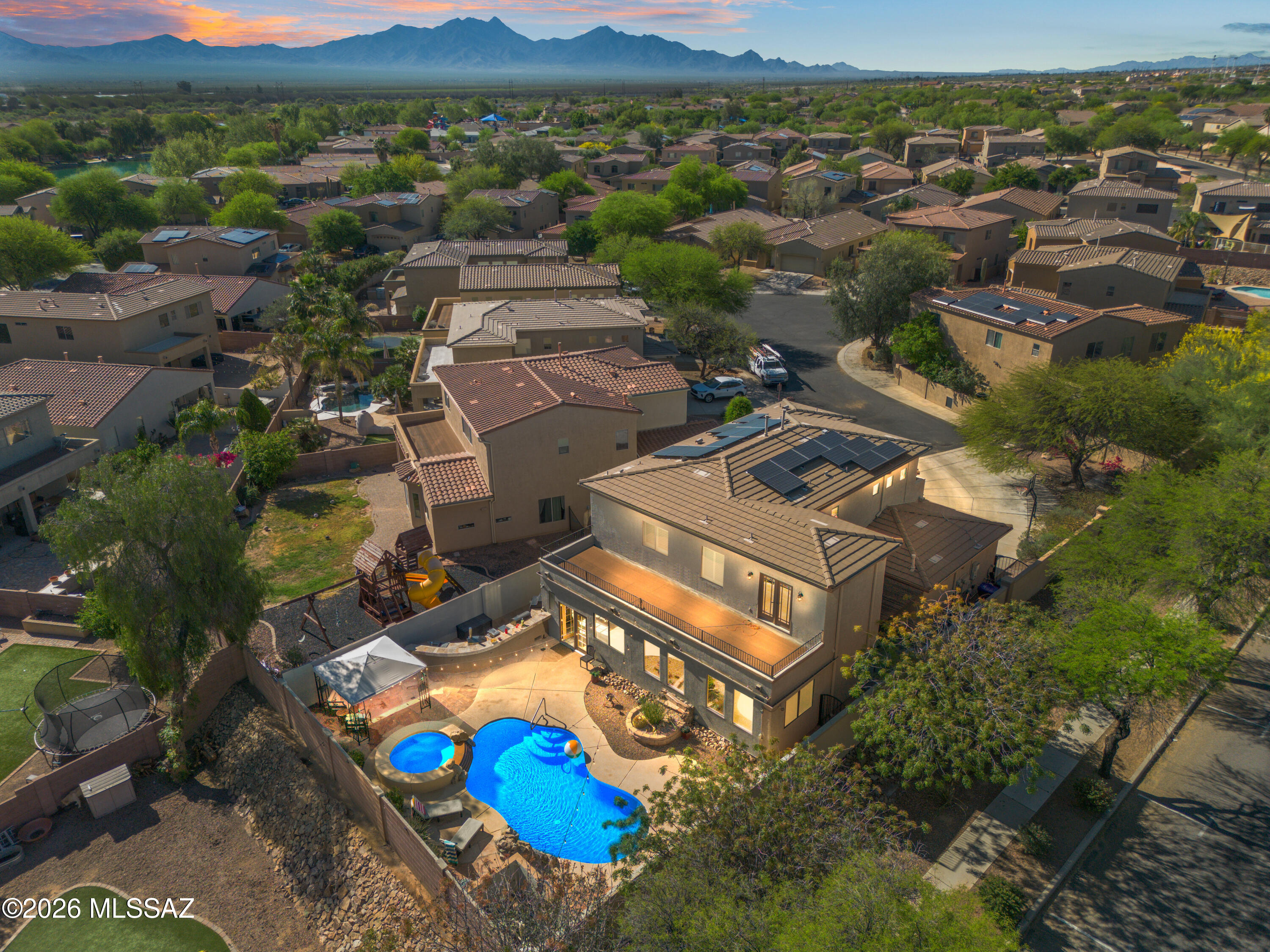 Encanto Del Lago (1-82) - Residential