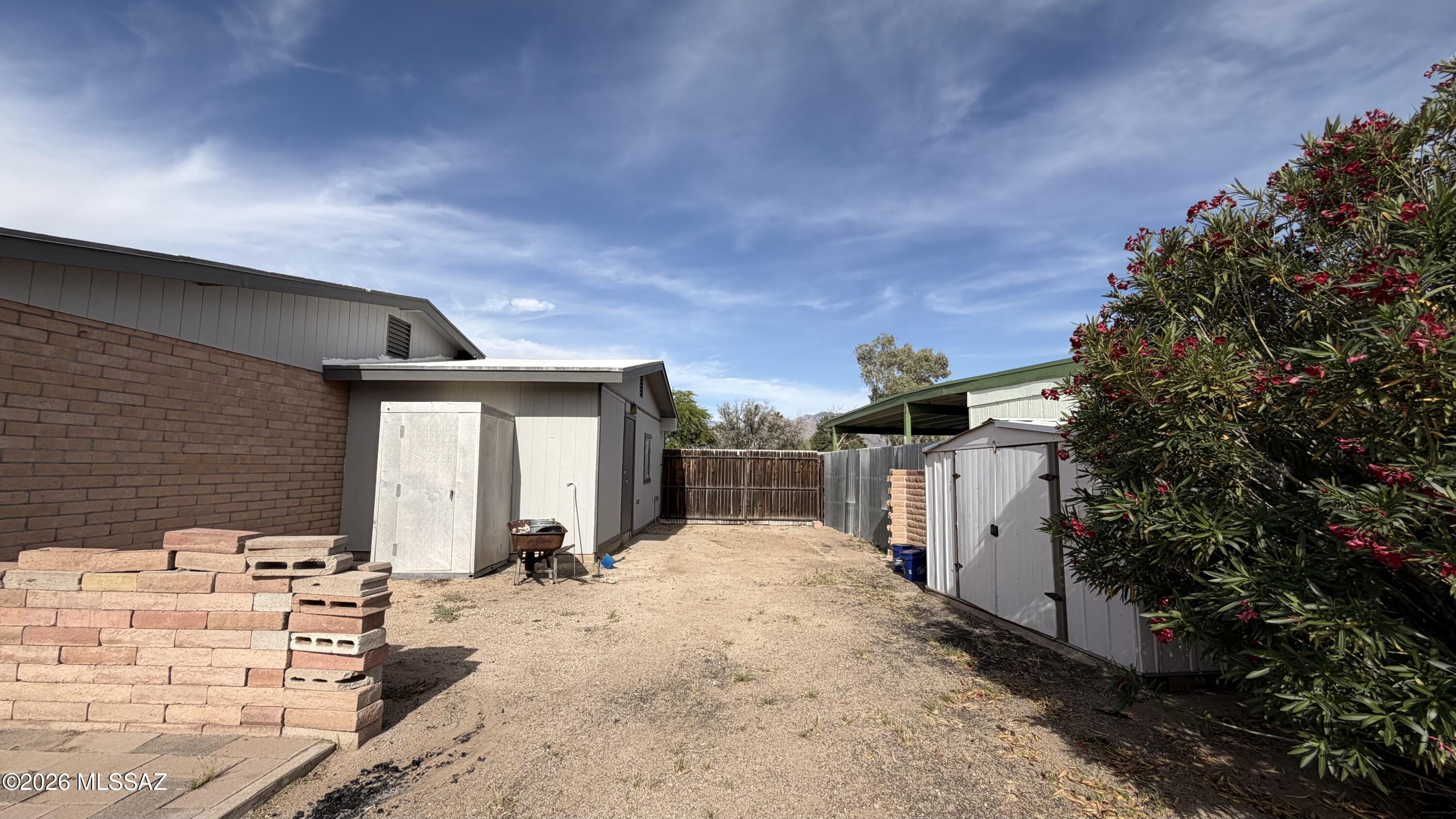 Casas Adobes Park (277-415) - Residential
