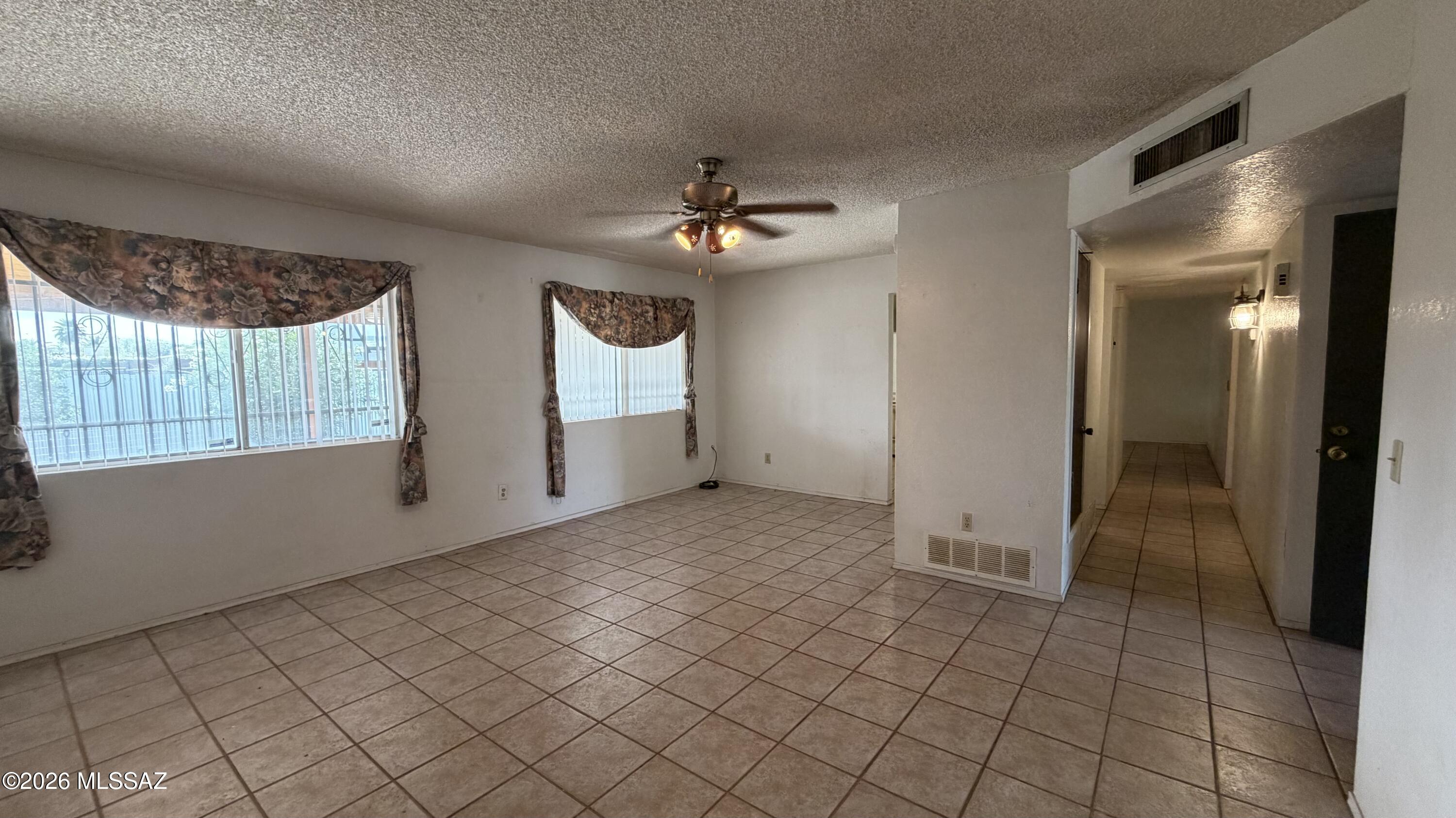 Casas Adobes Park (277-415) - Residential