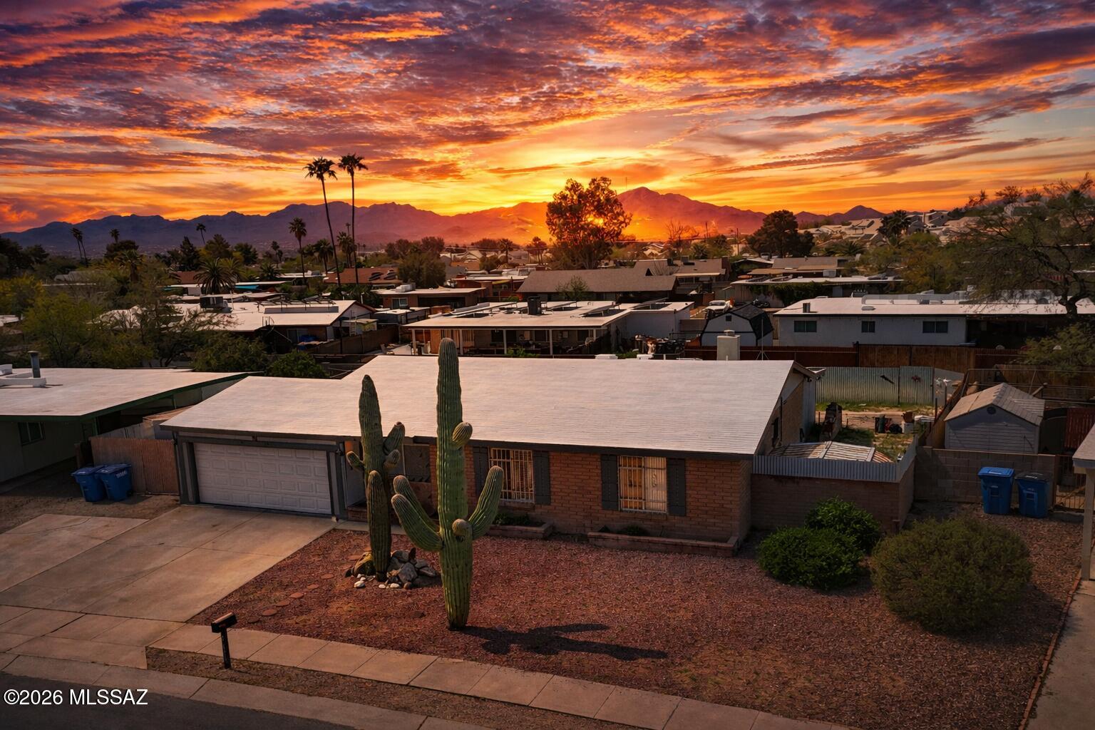 Casas Adobes Park (277-415) - Residential