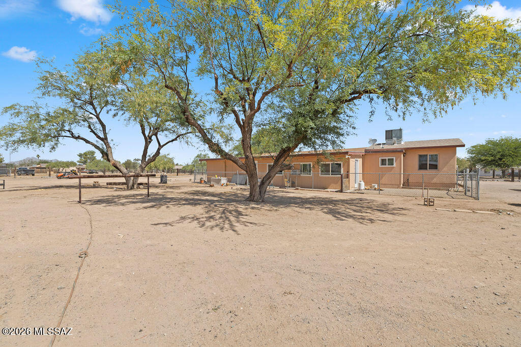 White Fence Farms (1-65) - Residential