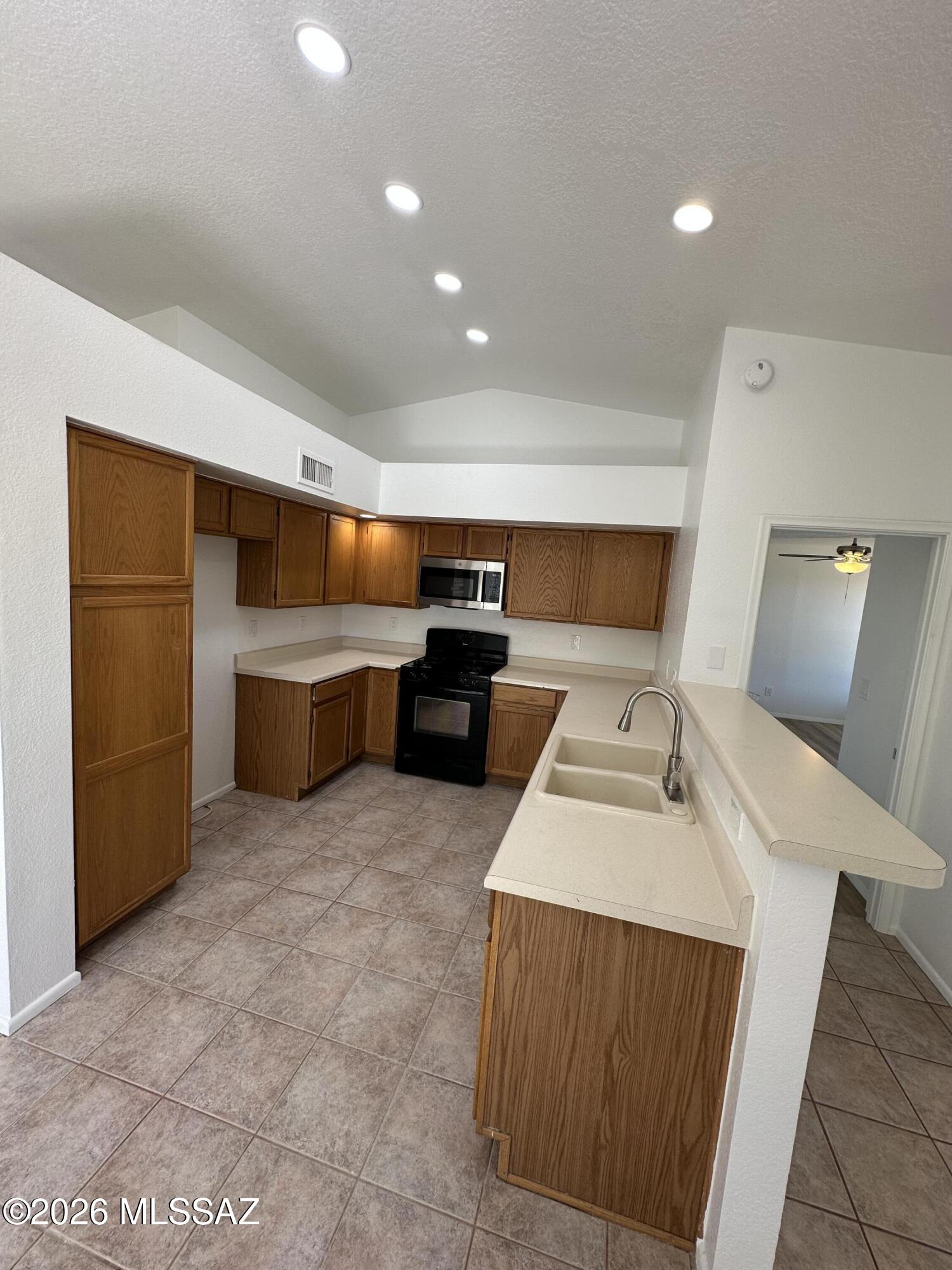 Sunset Point (366-387) - Residential