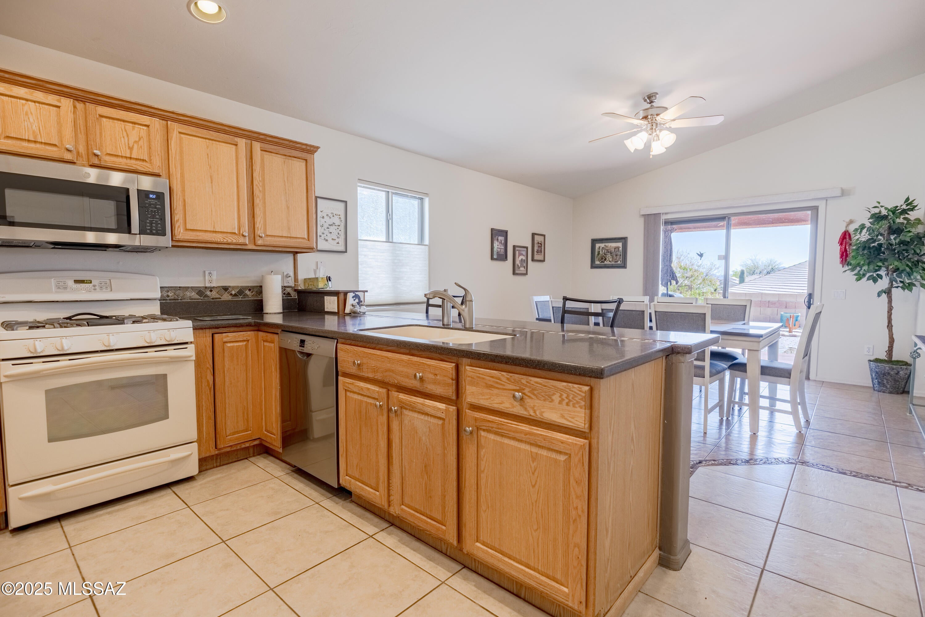 Heritage Highlands IV at Dove Mountain (720-844) - Residential