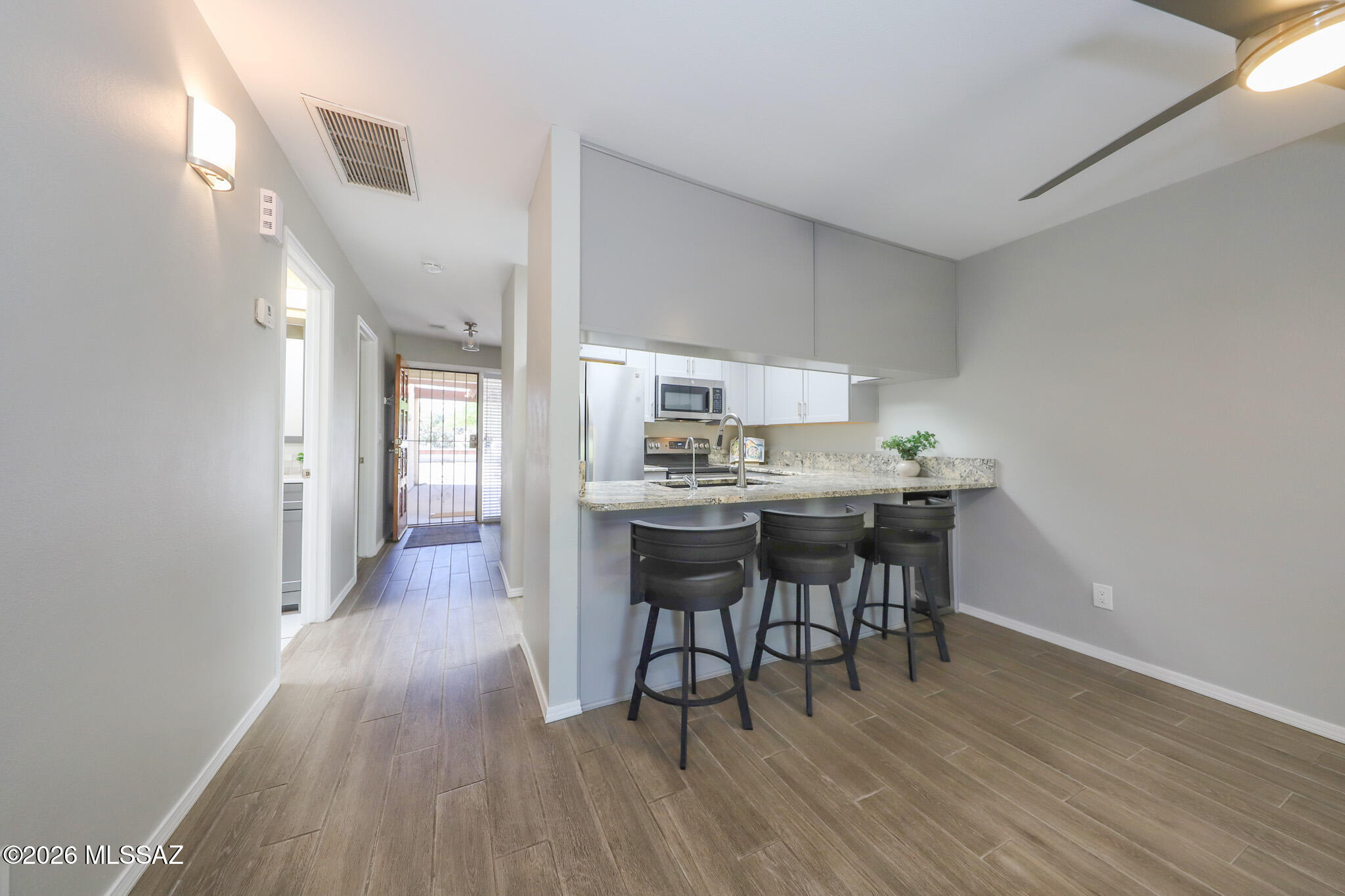 Plaza Mirador (1-28) - Residential
