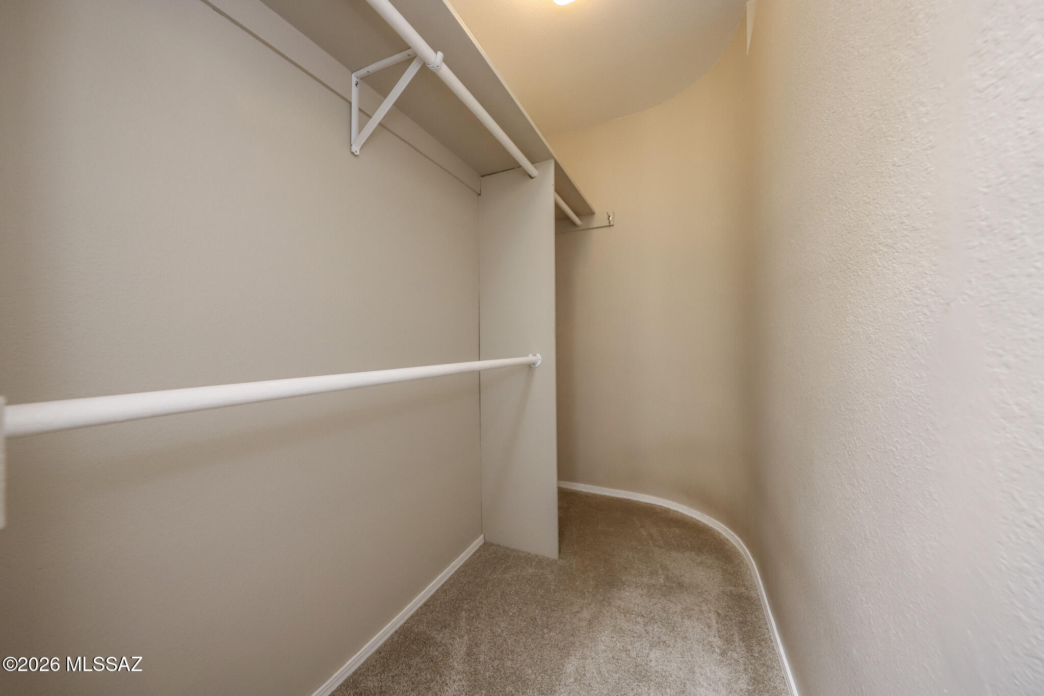 Plaza Mirador (1-28) - Residential
