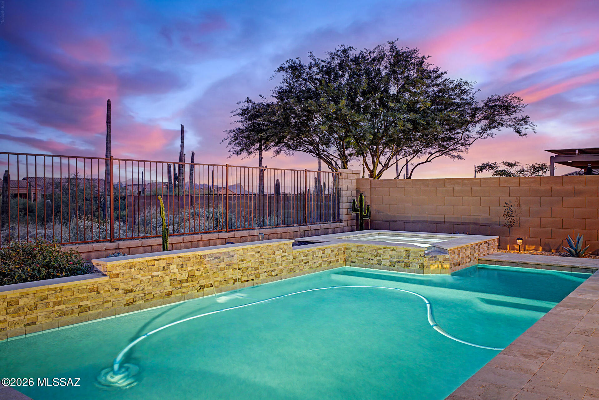 Del Webb At Dove Mountain VI - Residential
