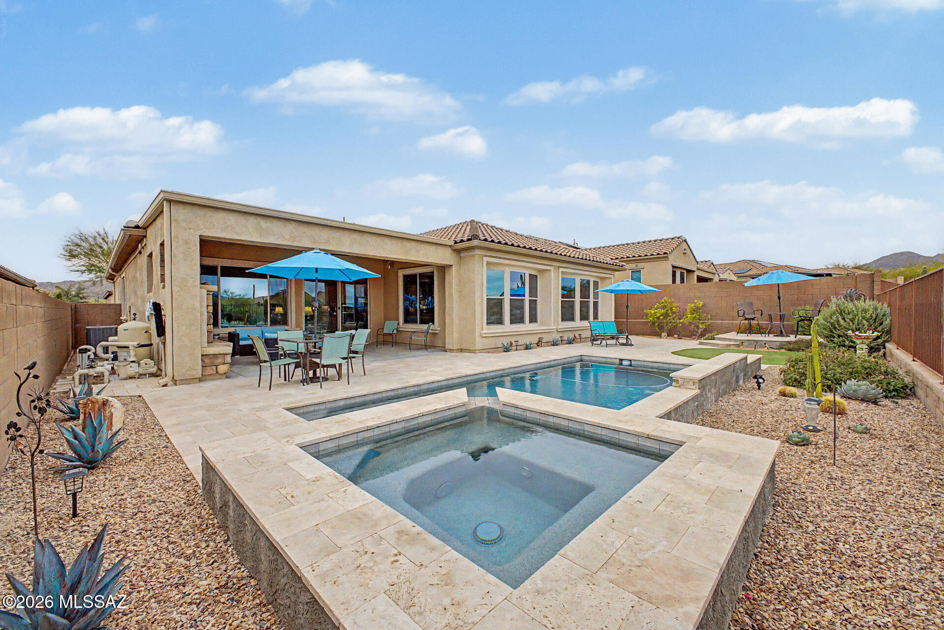 Del Webb At Dove Mountain VI - Residential