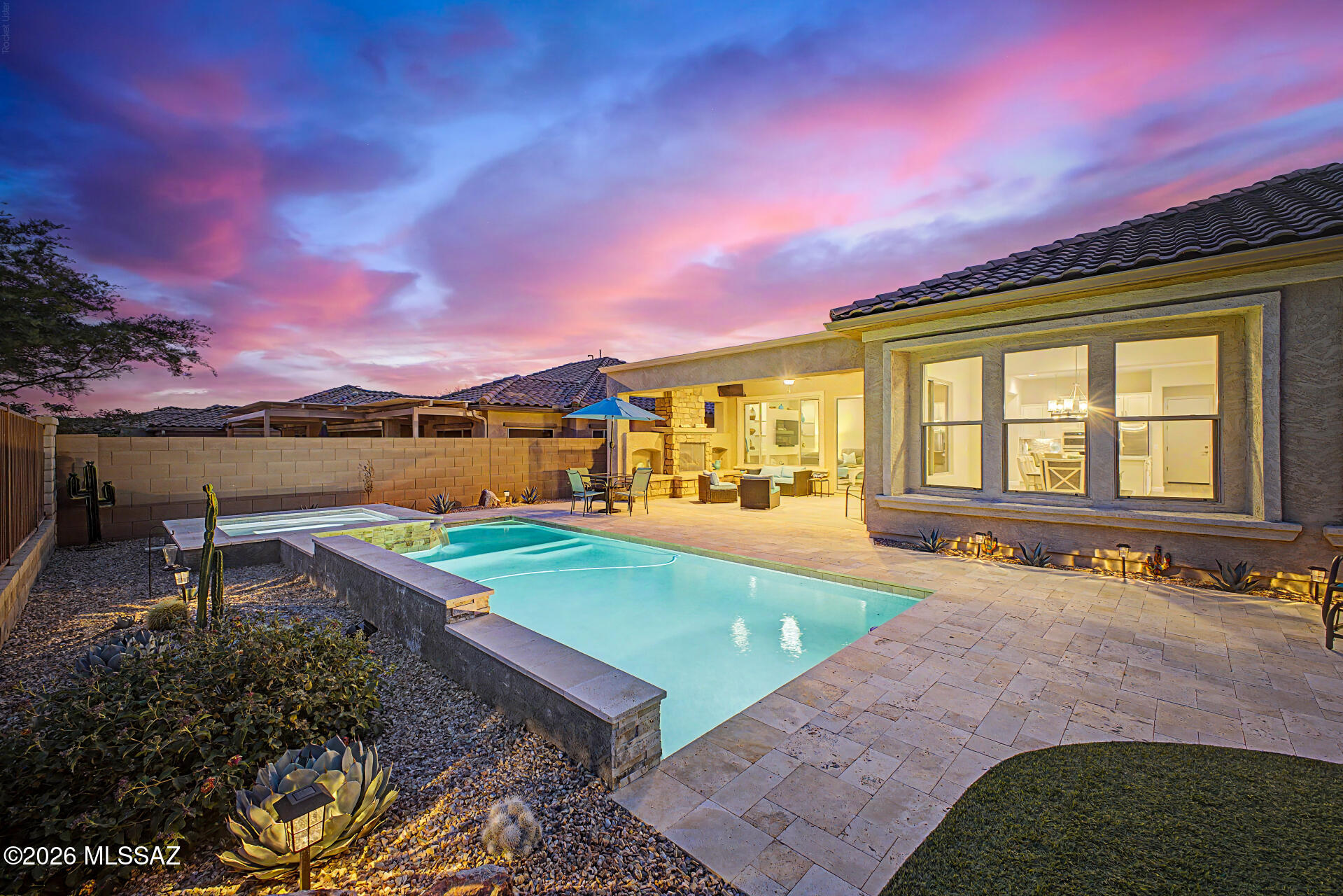 Del Webb At Dove Mountain VI - Residential