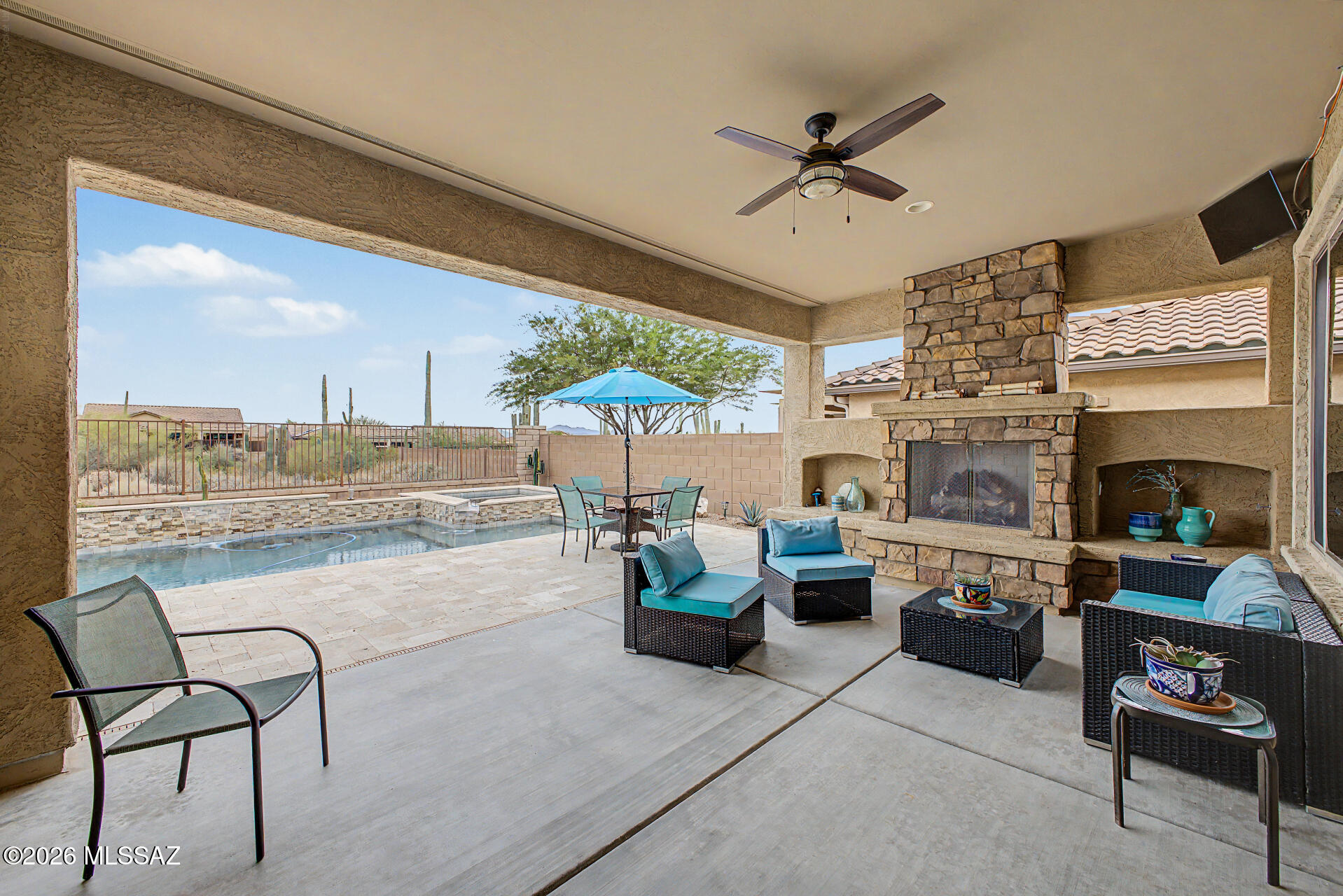 Del Webb At Dove Mountain VI - Residential