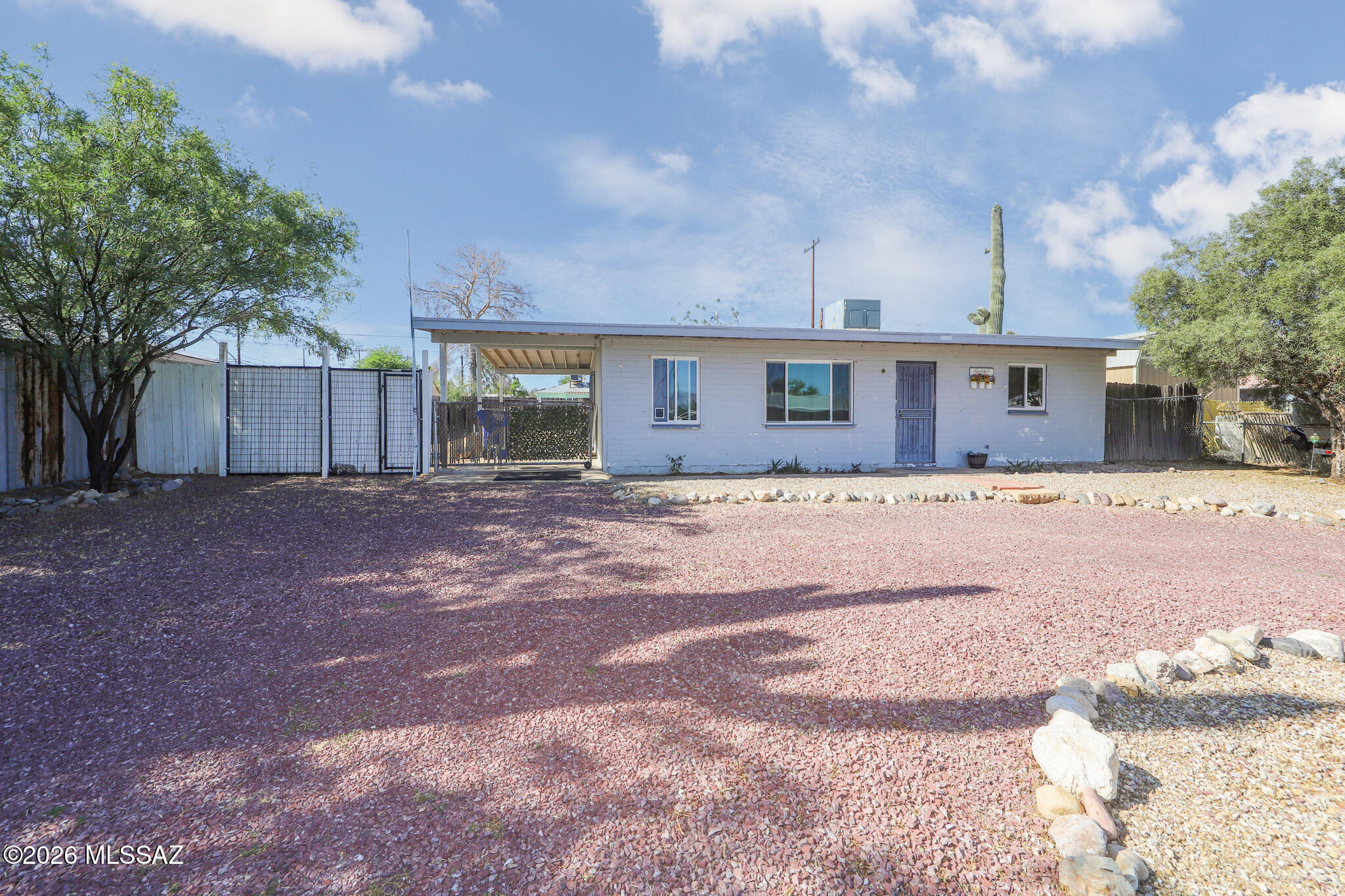 Beautiful Eastside home offers 3 Bedrooms, 1 Bathroom and 1007 sqft of living space. New windows have been installed recently. No carpet in the entire house with 2 of the bedrooms having brand new vinyl flooring. Huge Back yard! This home offers lots of comfort and charm. Stop by today to check it out!
