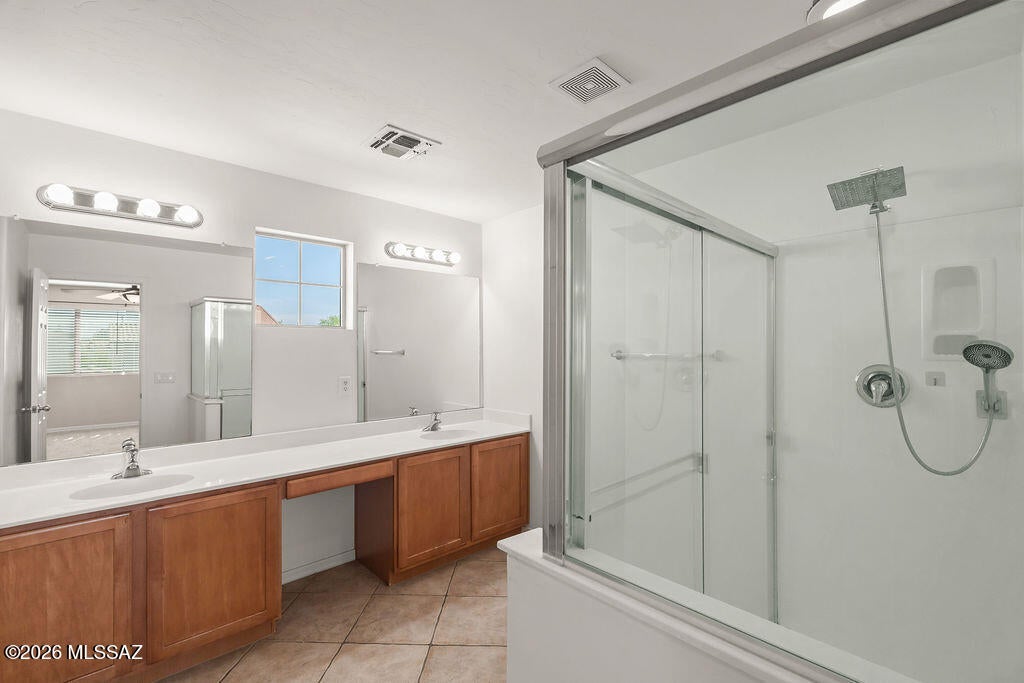 Presidio De Cancion (1-200) - Residential
