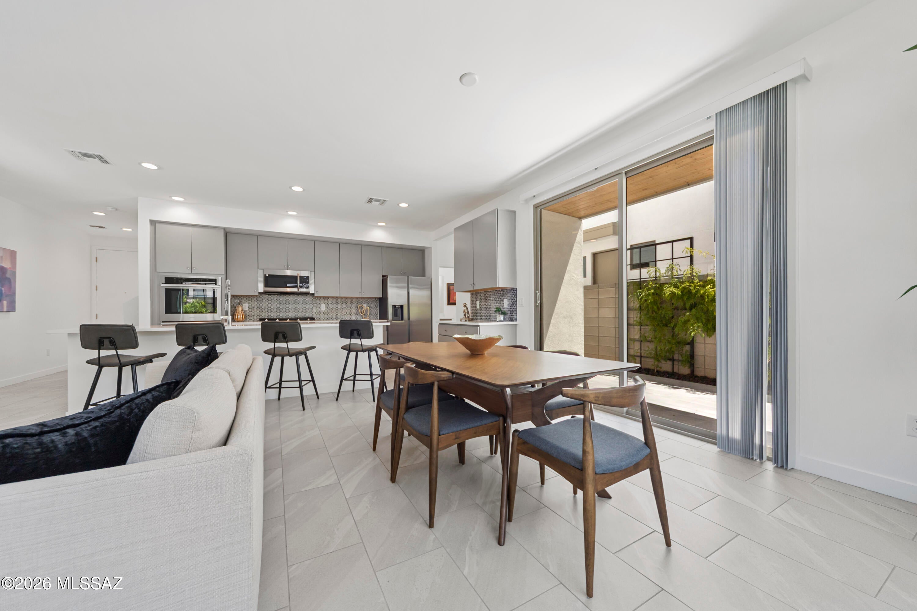 Pearl at the Bridges - Residential