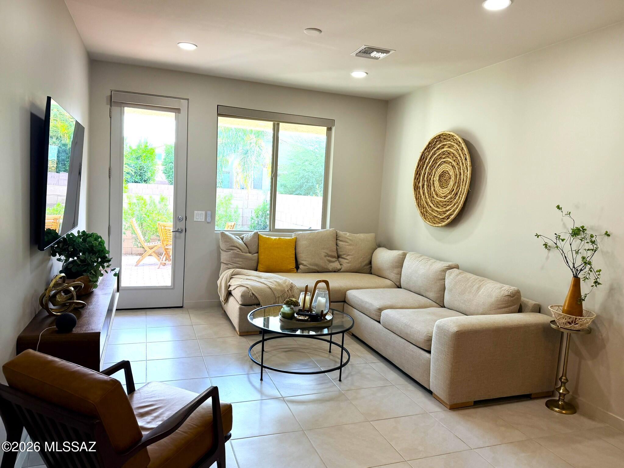 Sierra Pointe - Residential