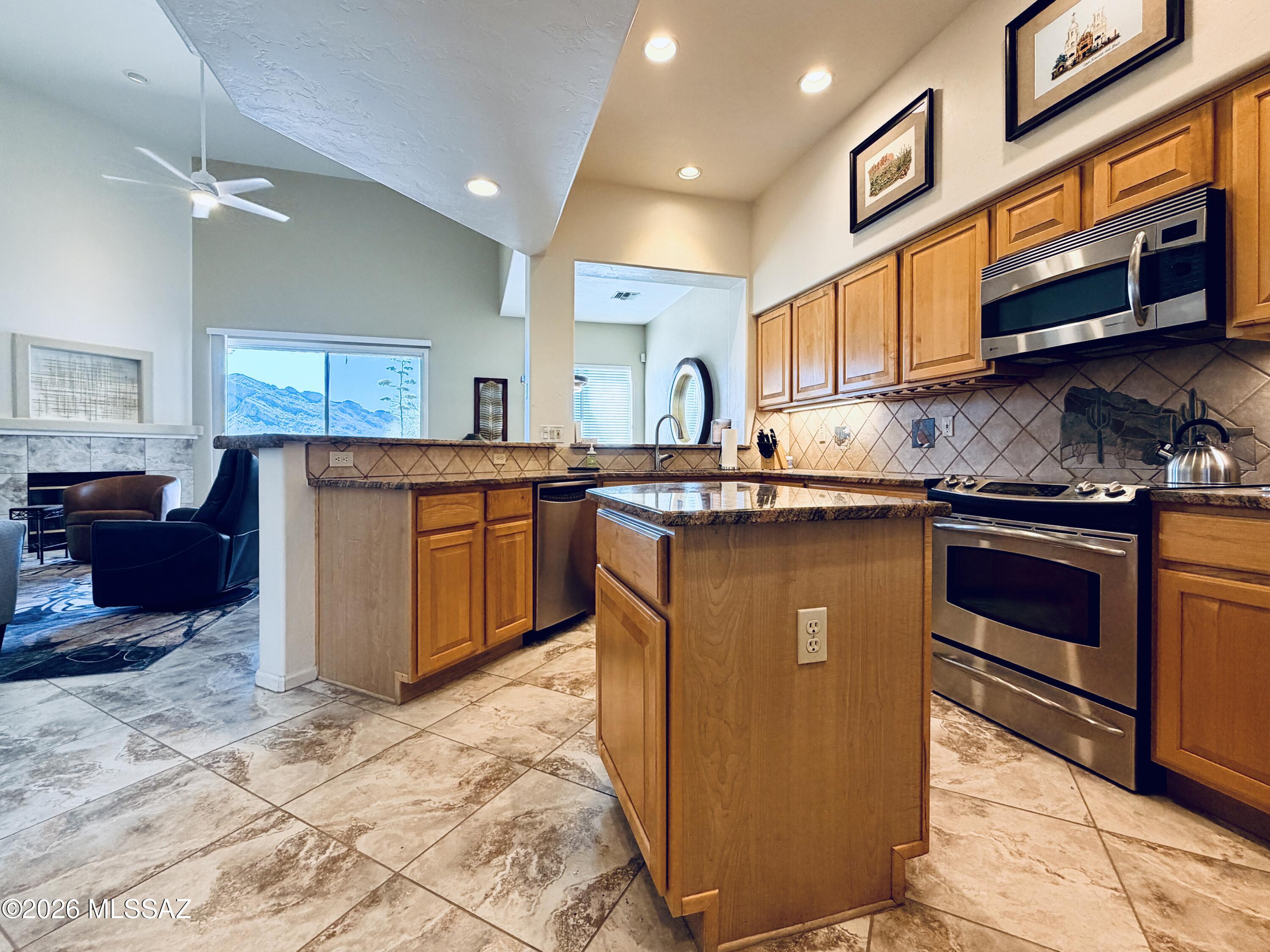 Carmel Pointe (1-104) - Residential Lease