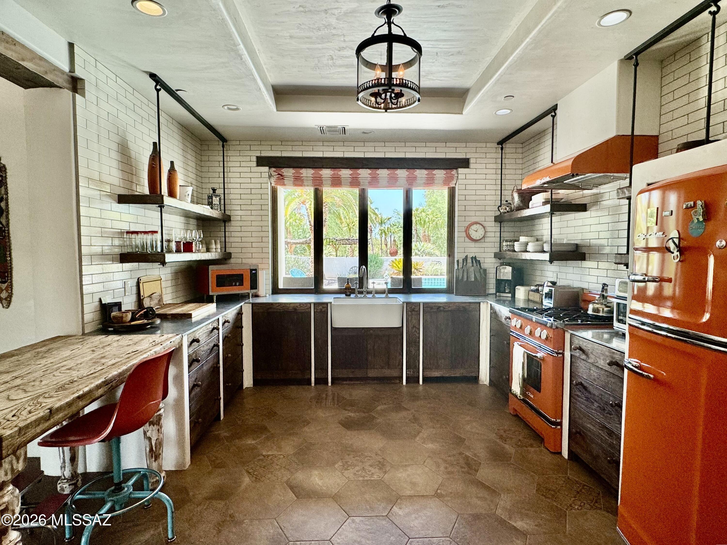 Oro Valley Estates - Residential Lease