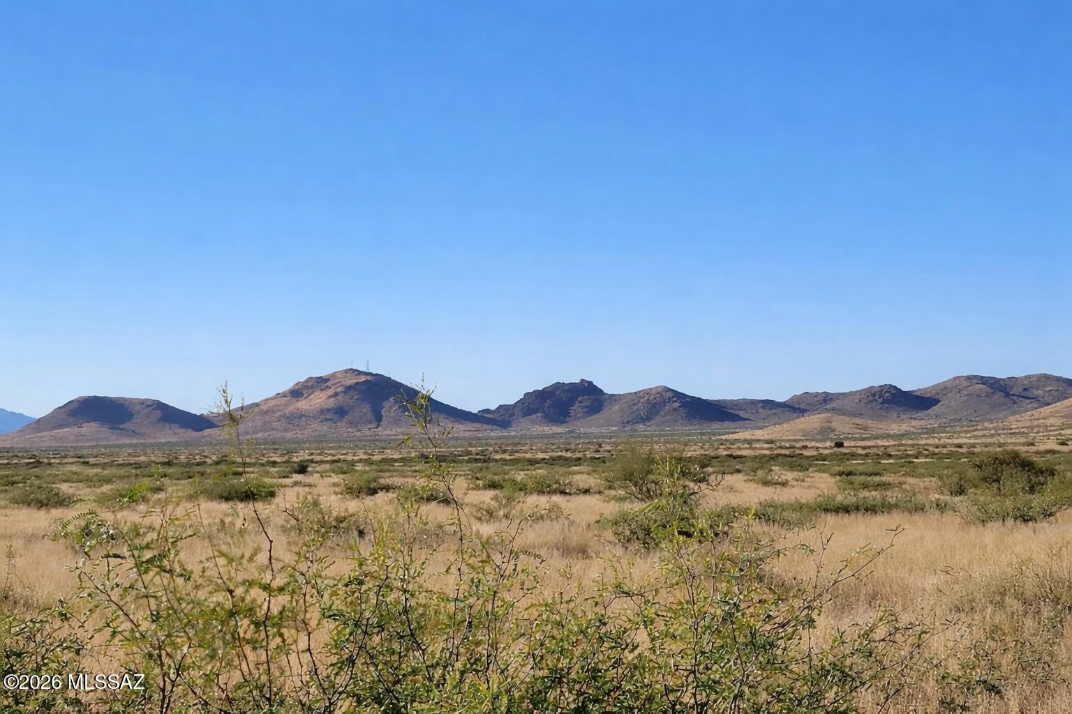 1.11 Lot in AZ Bell. Great Views and close to town of Wilcox. Perfect Spot for star gazing, ideal spot for Solar Power and off the grid living.