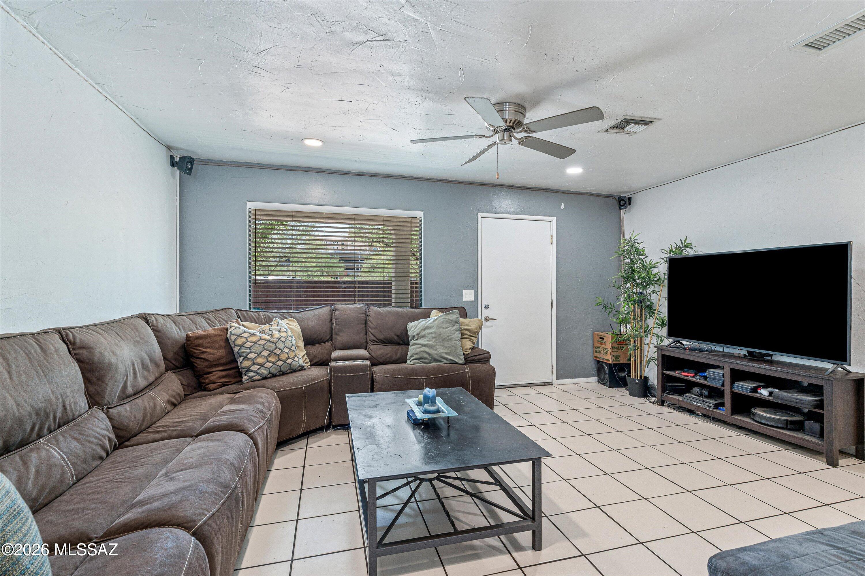 Jefferson Park - Residential Income