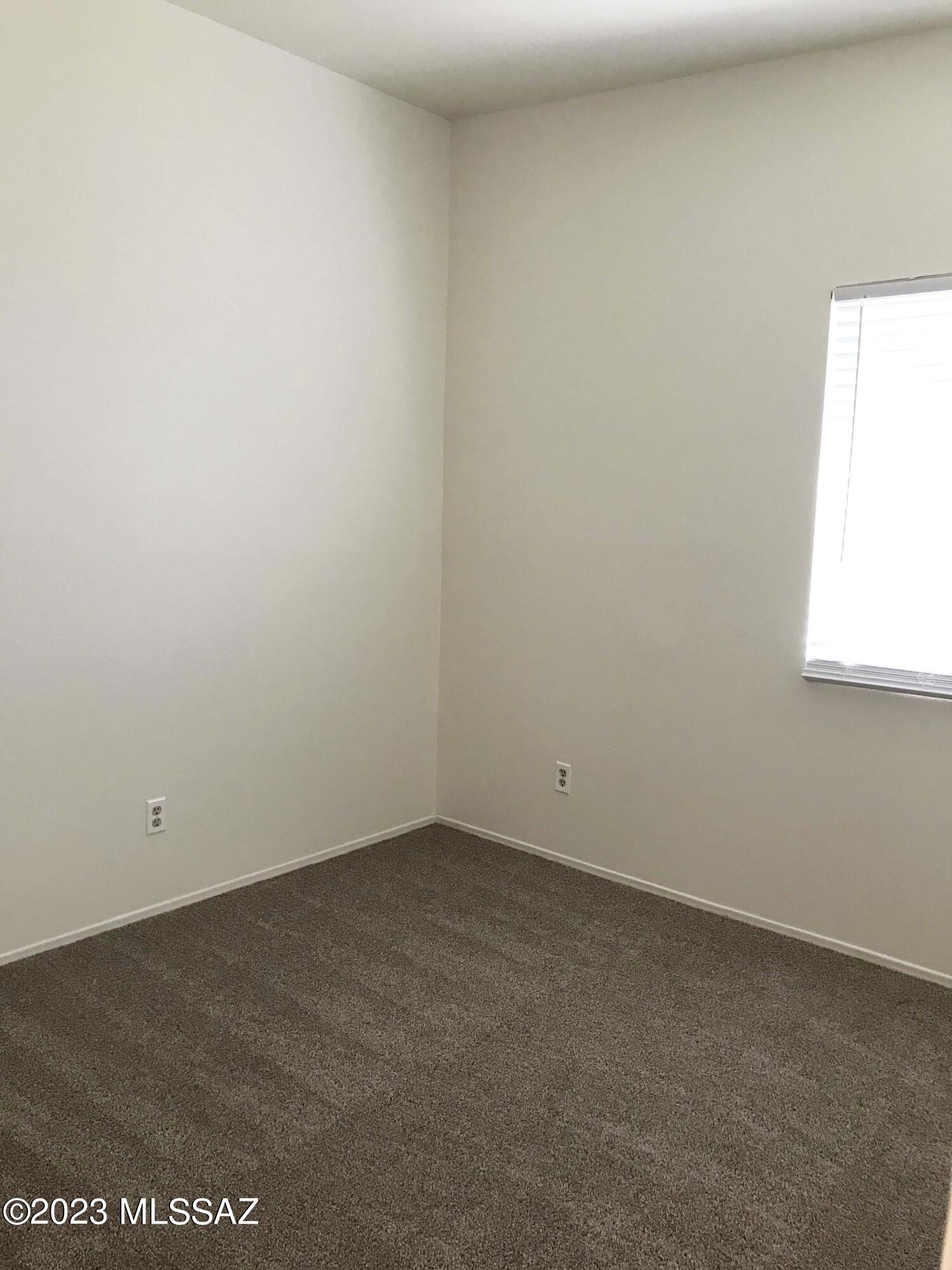 Metropolitan No.1 (258-455) - Residential Lease