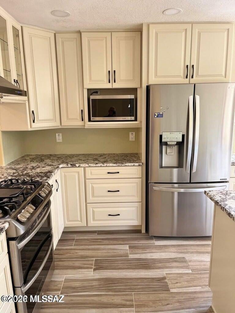 Quail Creek (1-306) - Residential Lease