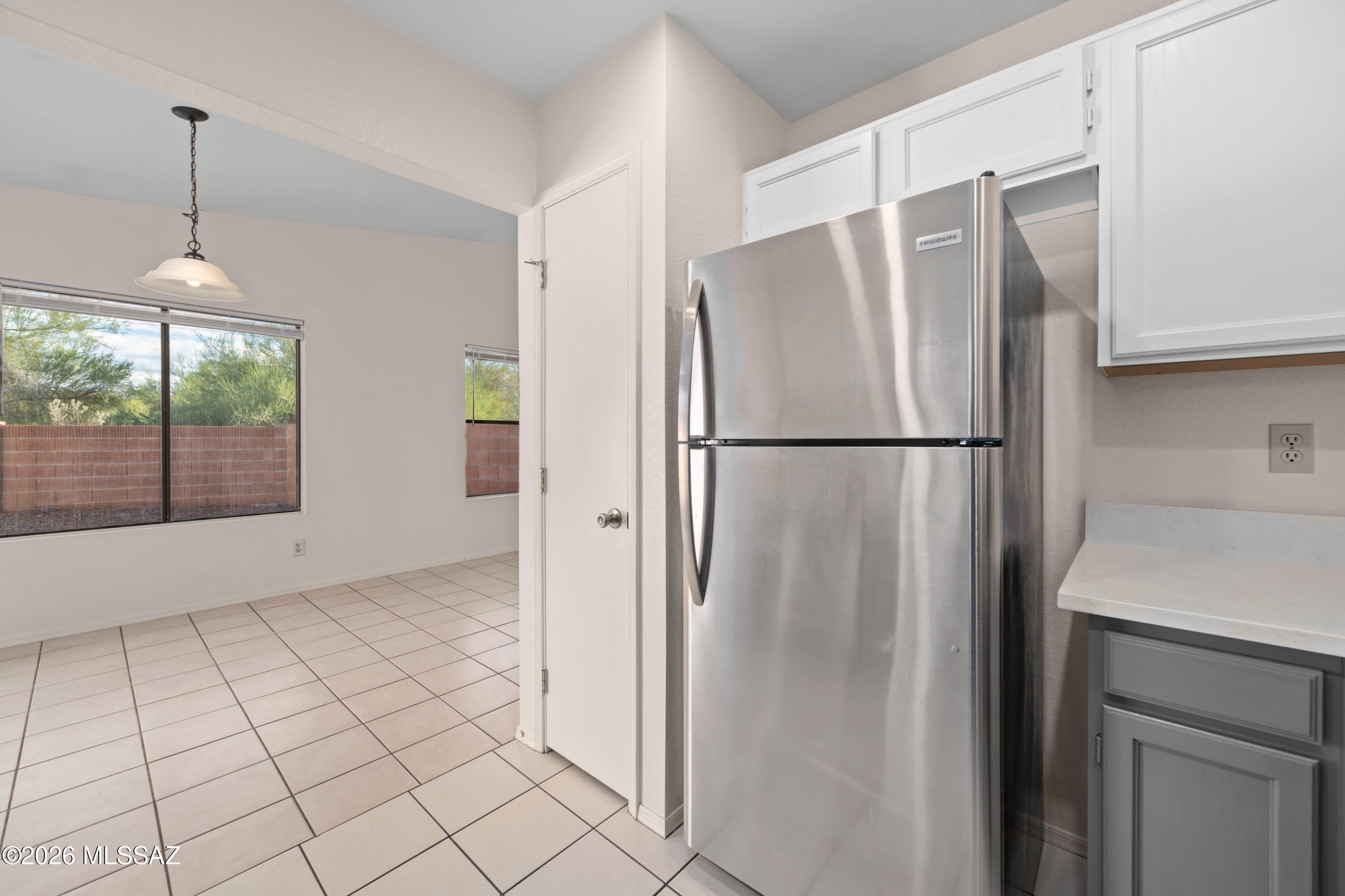 Country Club(1-221) - Residential
