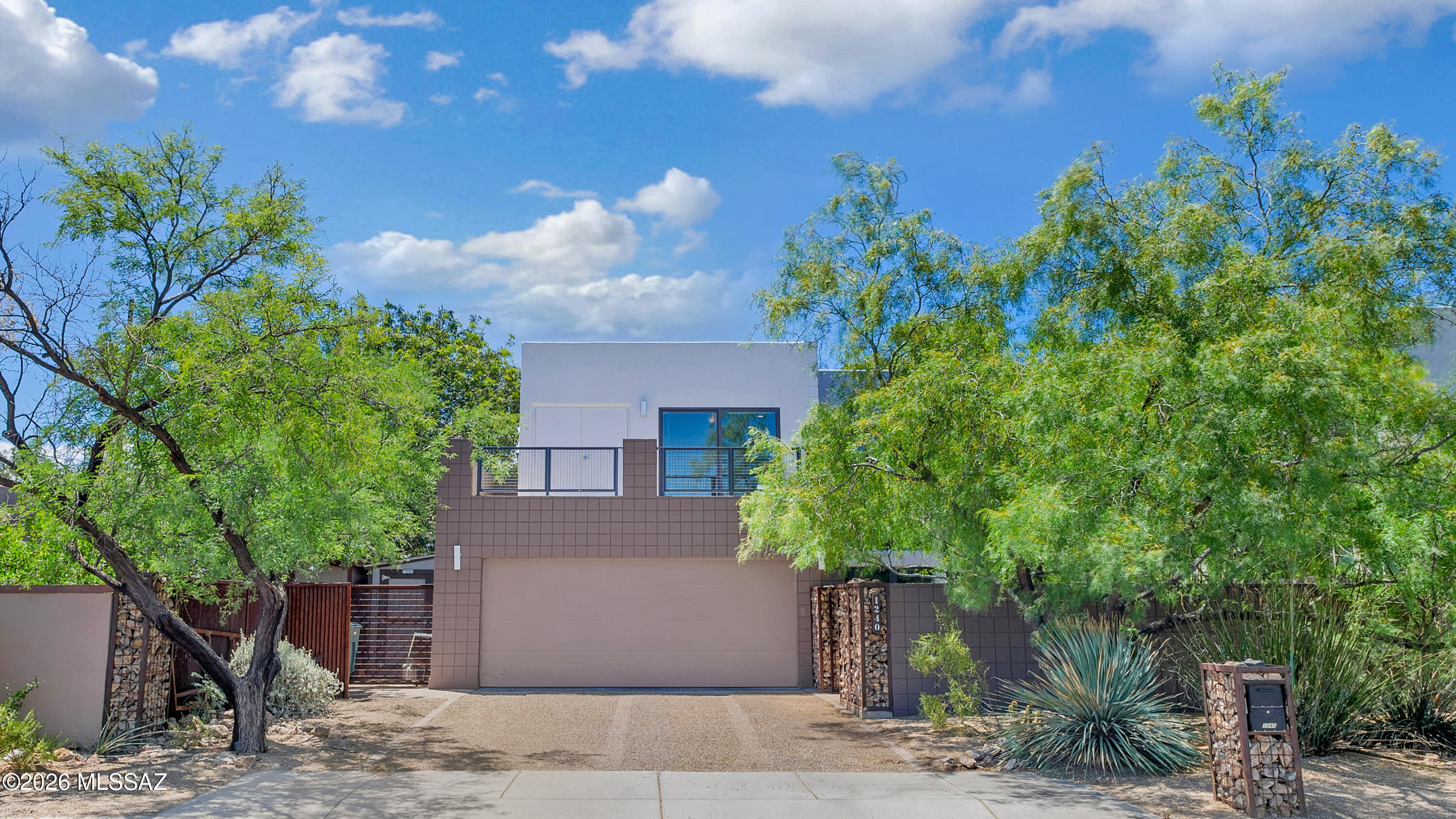 Catalina Poultry Acres NO 2 - Residential
