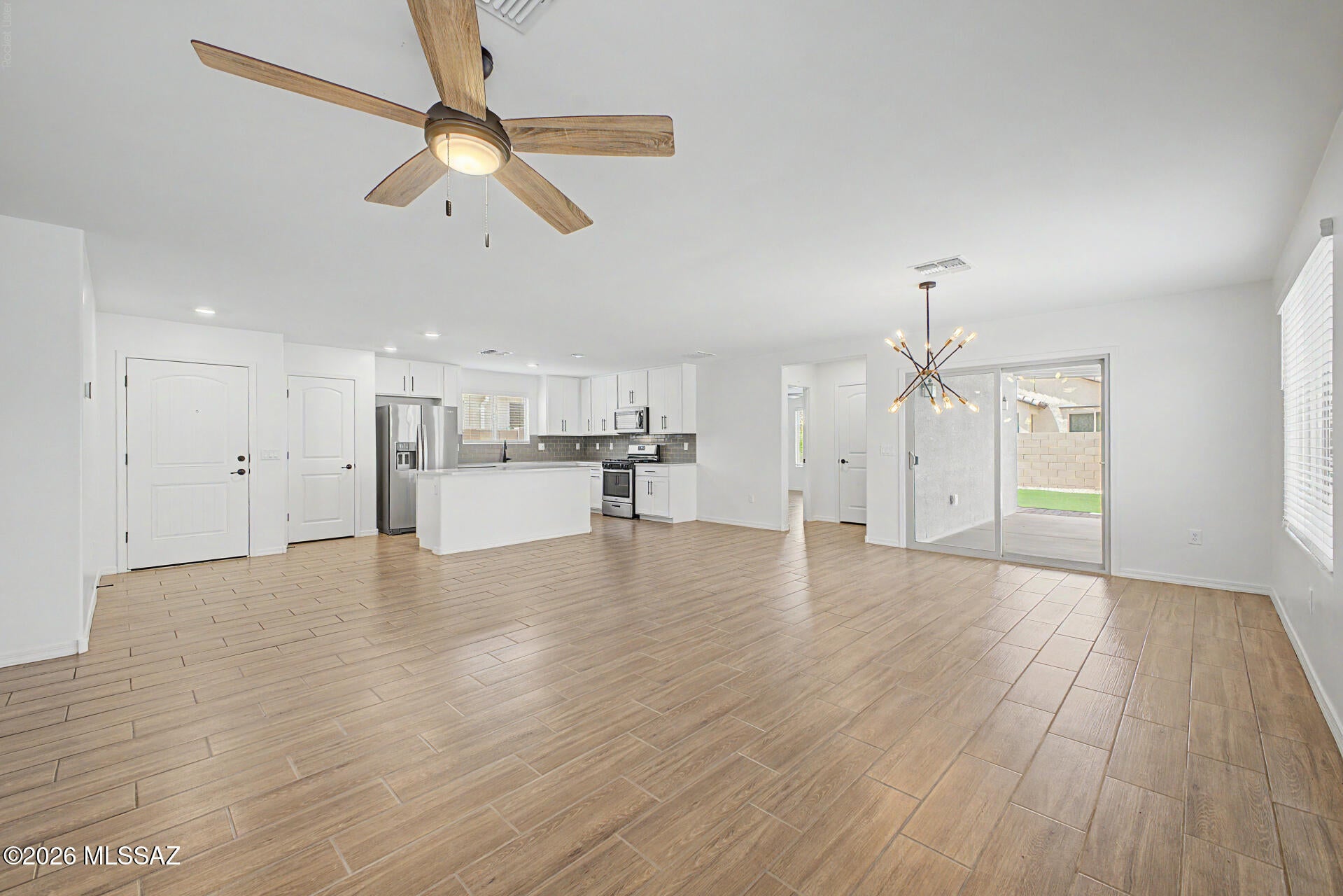 Bella Tierra - Residential
