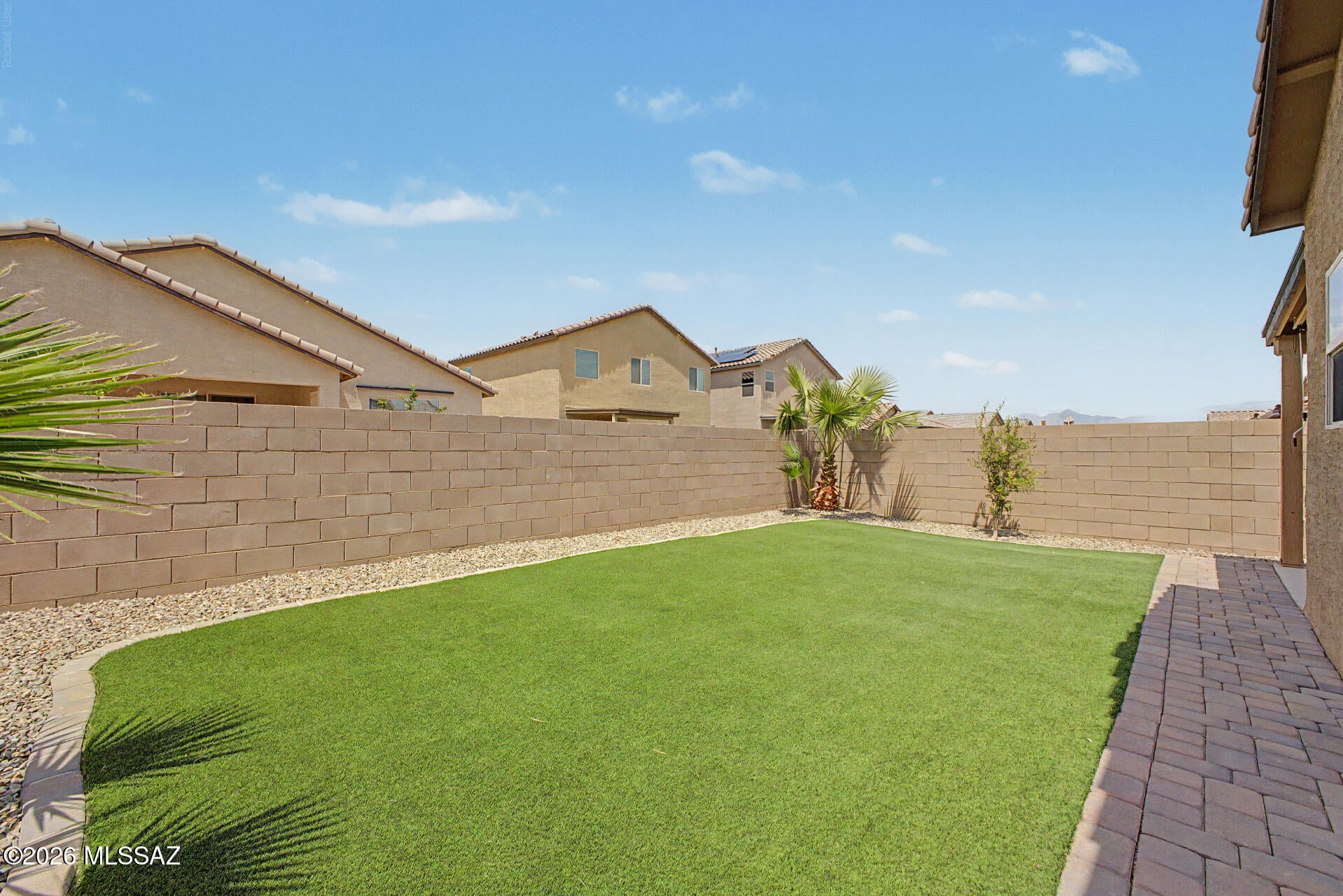 Bella Tierra - Residential