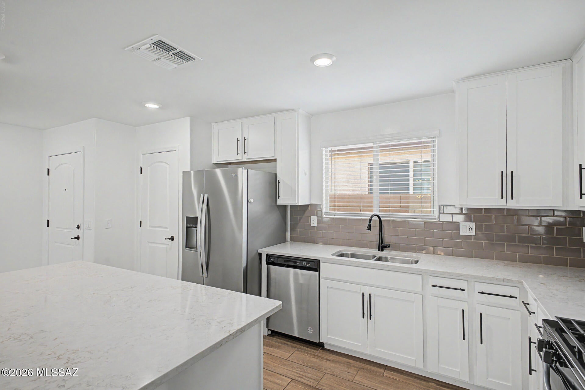 Bella Tierra - Residential