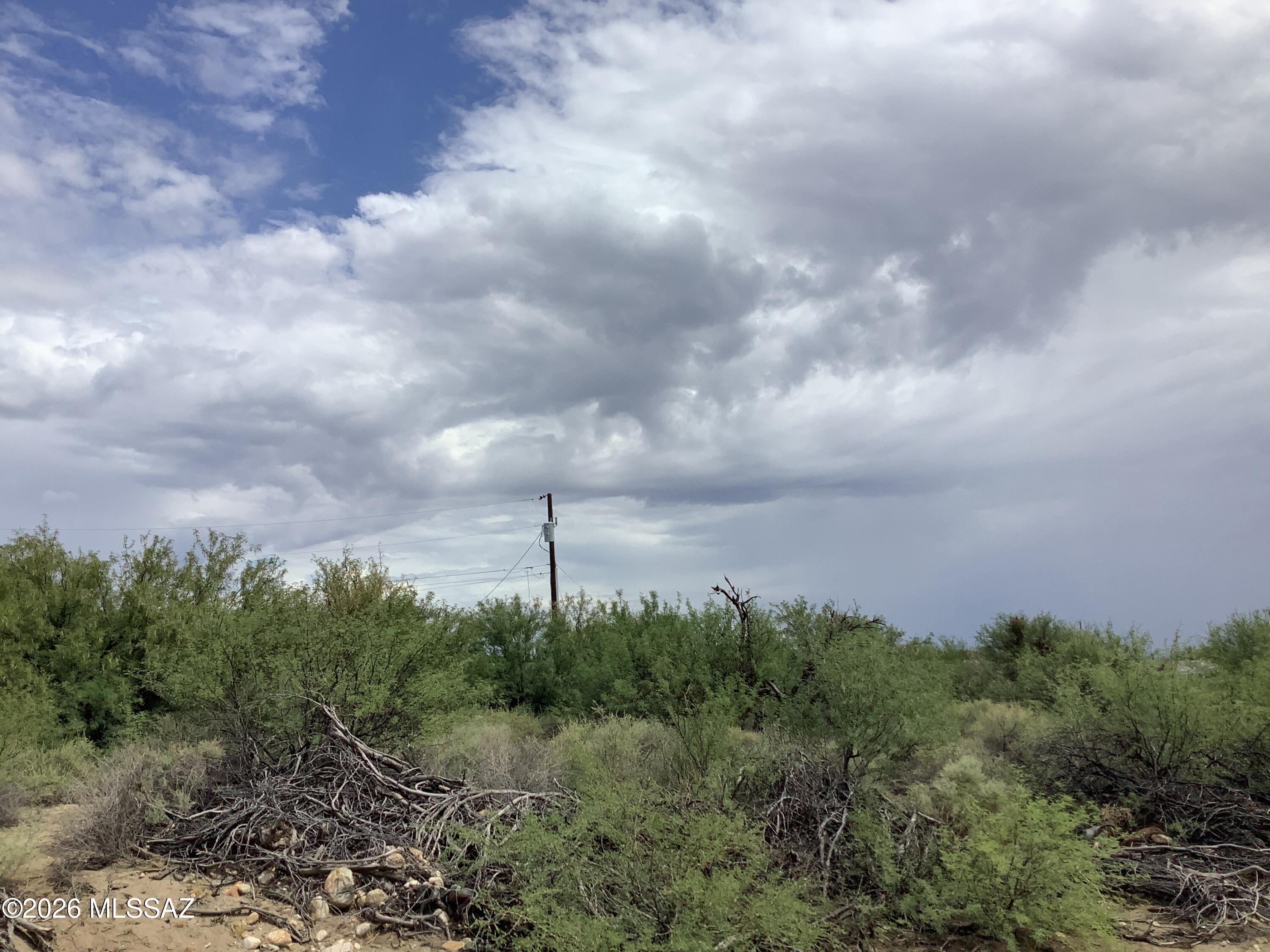 Thunderbird Valley - Land